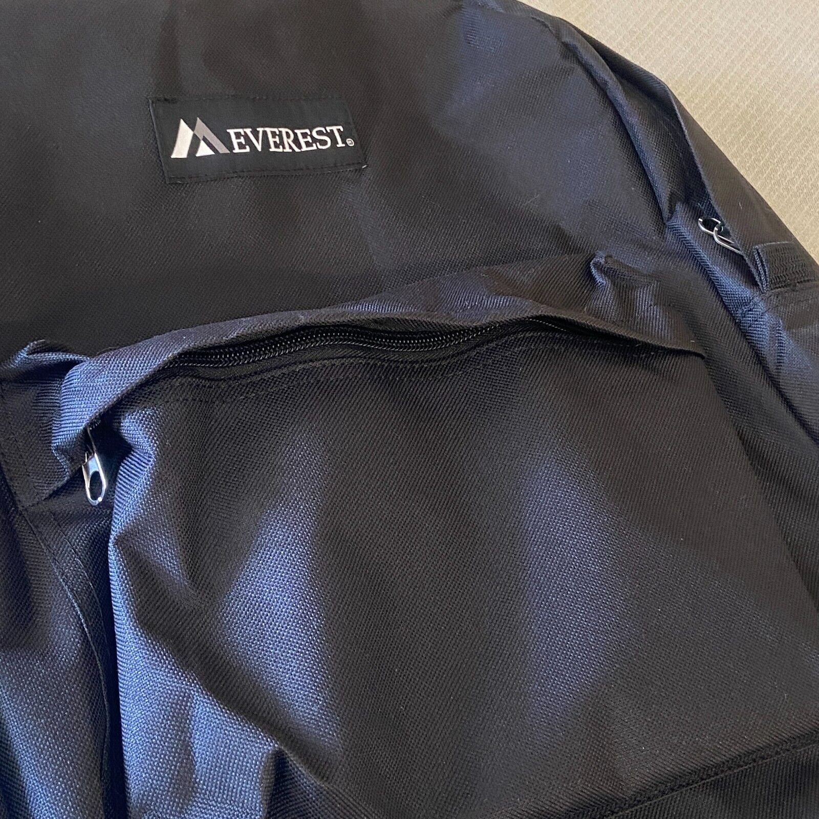 Black Everest Backpack Luggage Bag Travel School Sports 17 in x 13 in NWOT
