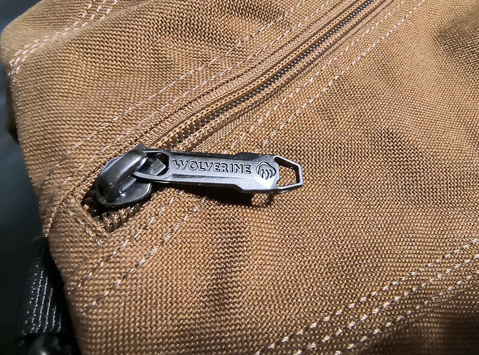NEW WOLVERINE 22 Inch Center Zip Duffel Bag High-Density Canvas w/ Snap-on Logo