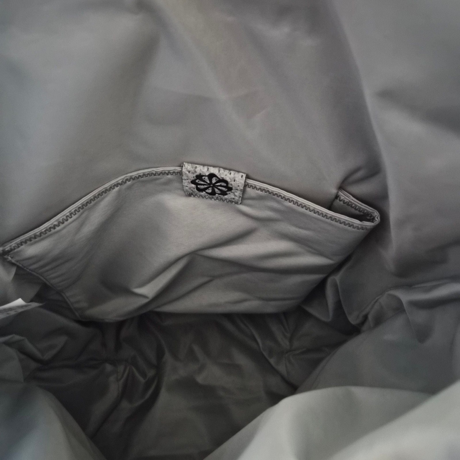 Nike Sportswear Forward Cargo Tote (12L) Iron Grey