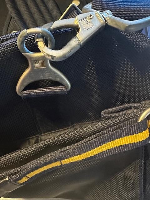 Polo Ralph Lauren Navy & Yellow Men’s Travel Heavy Duty Bag 24 in x 14 in