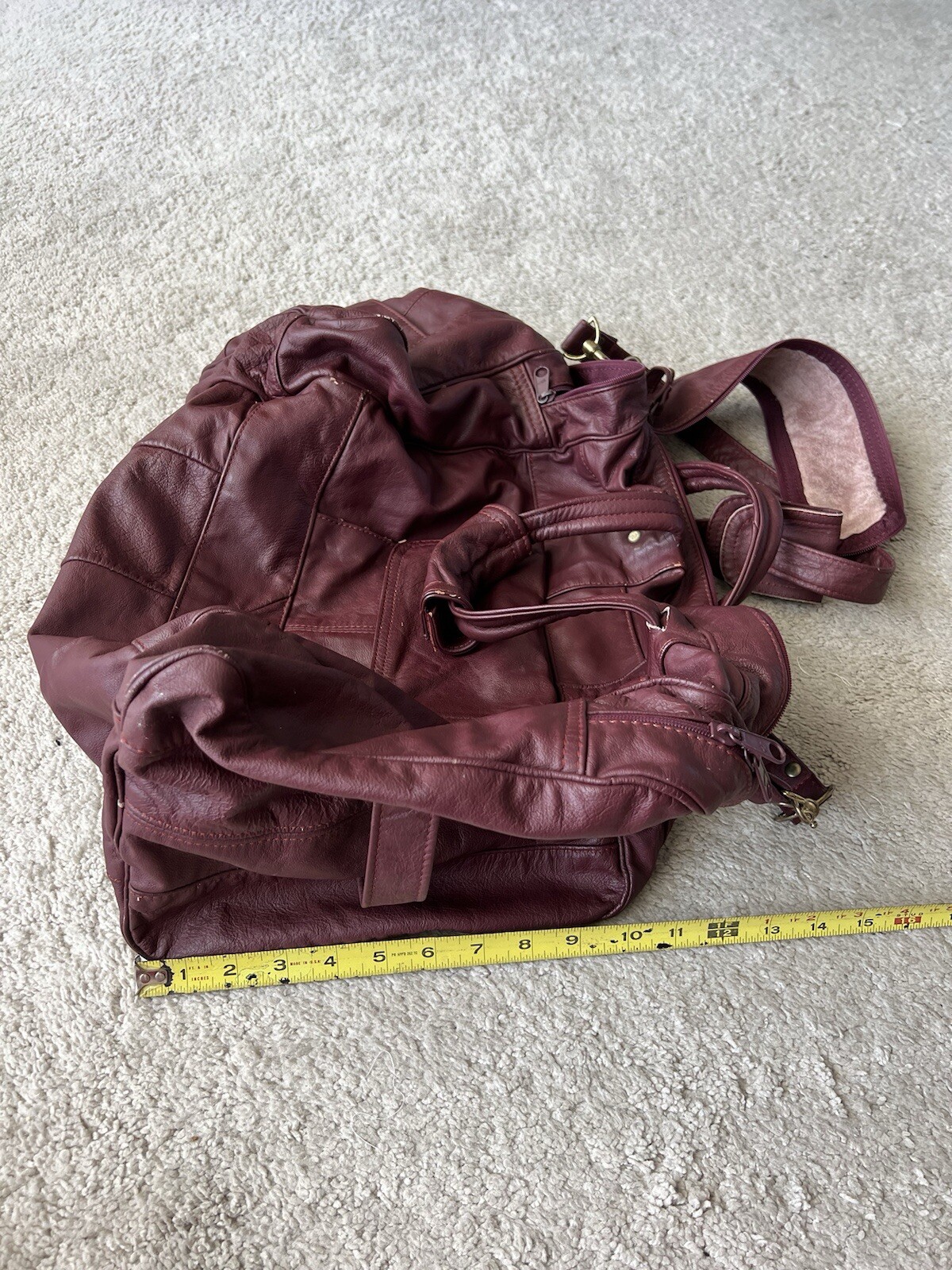 Outback Large Burgundy 21″ By 10″ By 10″ Cab Leather Duffle Bag. Made In Mexico