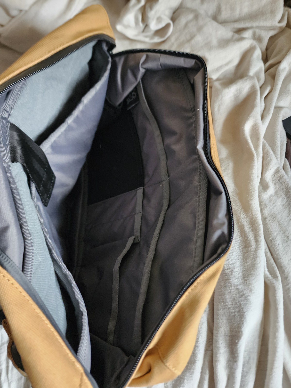 Chrome Industries Kadet Max Heritage Suede New