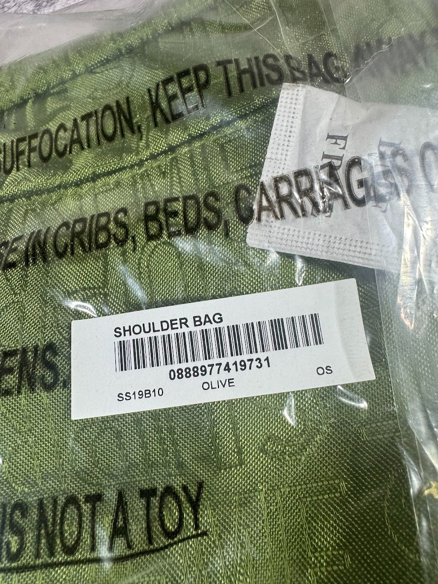 Supreme SS19 Shoulder Bag Olive Authentic BRAND NEW. IN HAND
