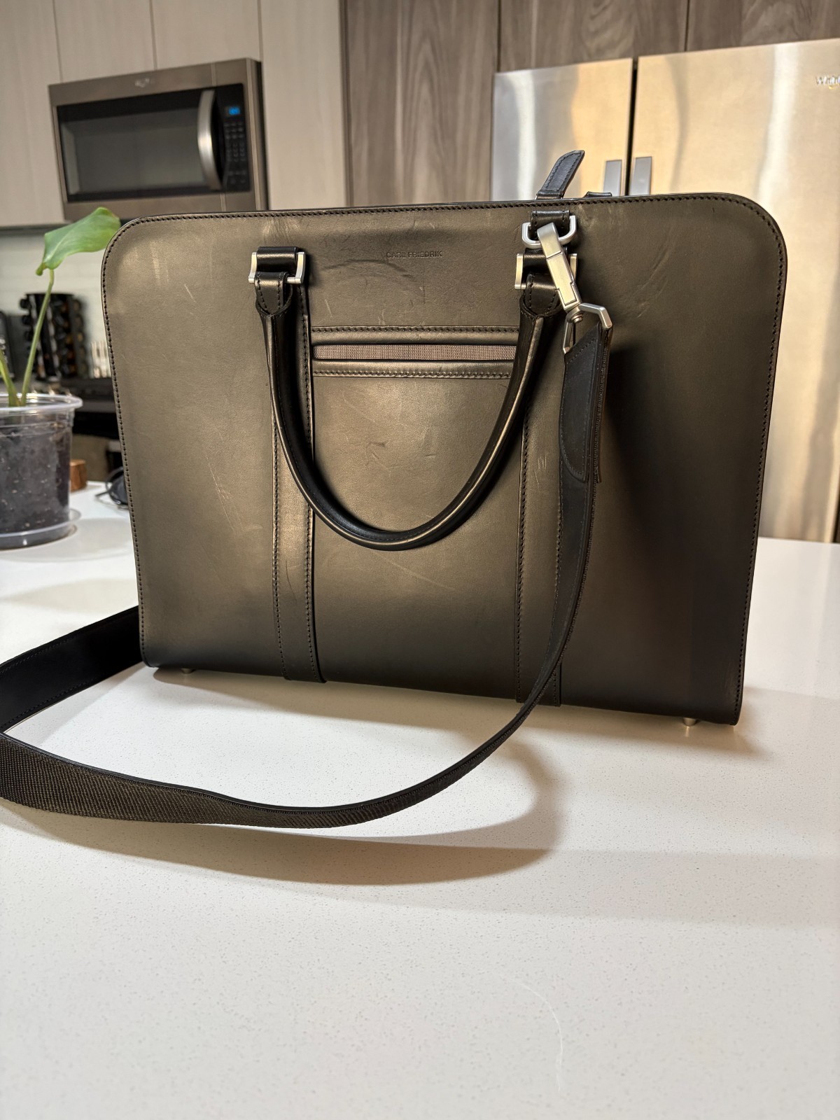 Carl Friedrik Palissy Briefcase – 10L – Black Smooth Vachetta Leather