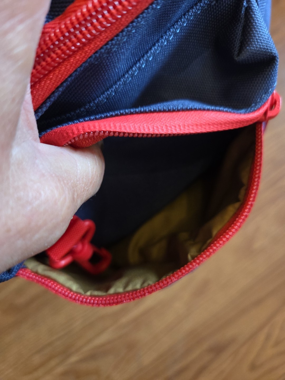 Herschel Supply Co. Unisex Hip Pack Waist Pack Fanny Pack Bag Blue And Red