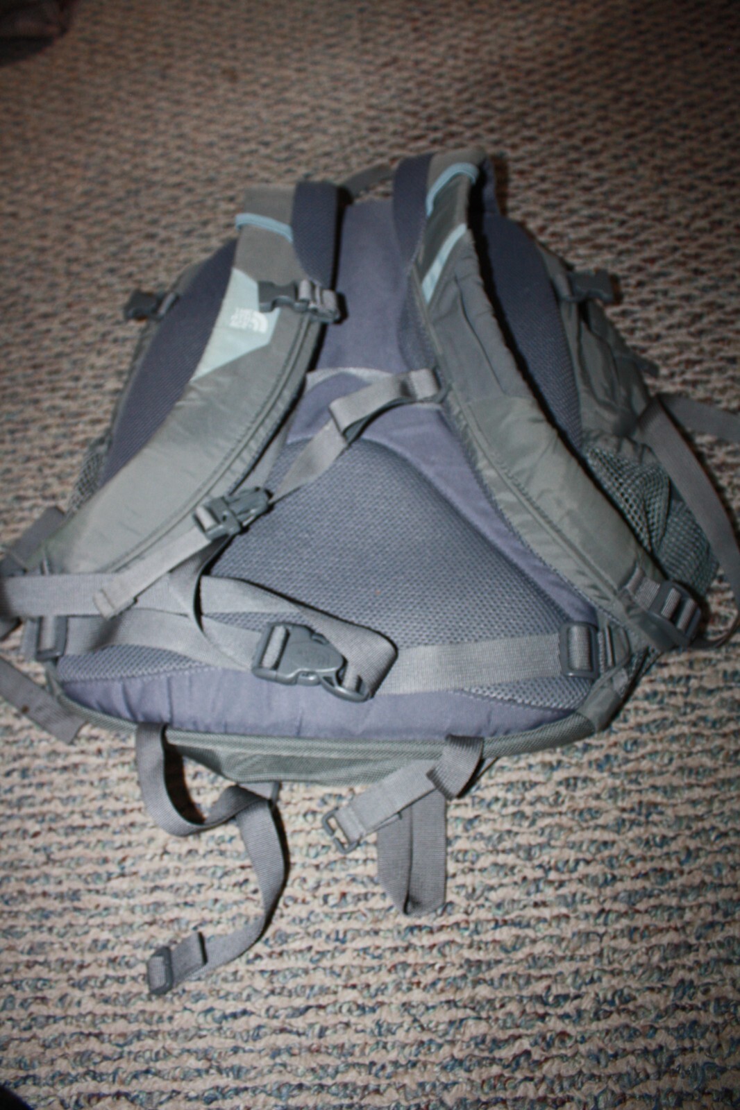 The North Face Recon Backpack Padded Gray Nylon Hiking School Book Bag 19×15