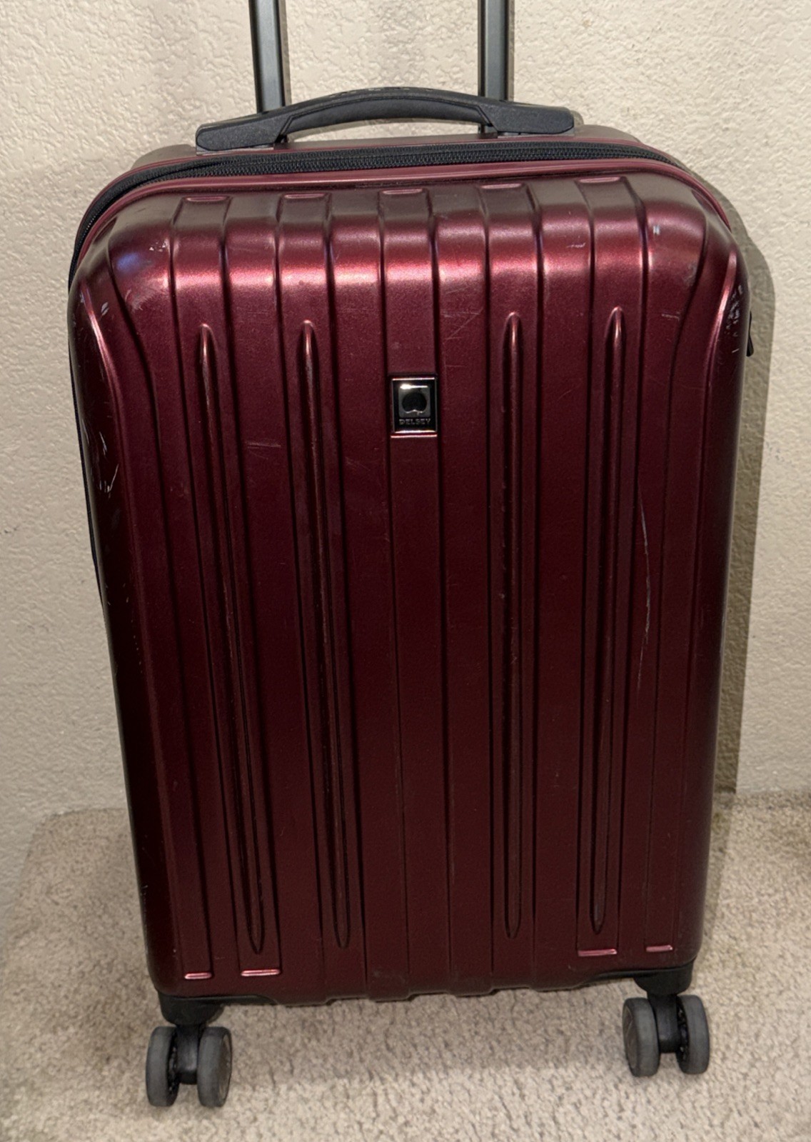 DELSEY 23” Paris Helium Aero Hardside Luggage with Spinner Wheels Free-Ship!!