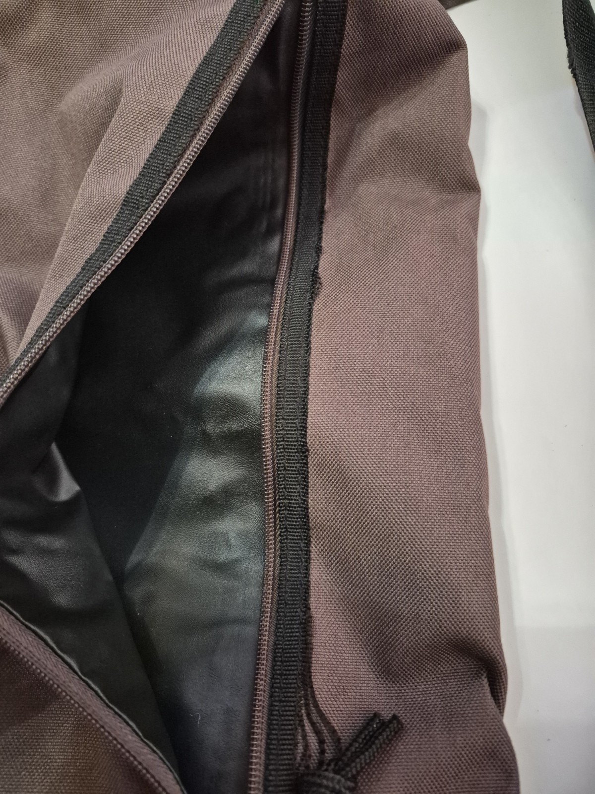 Perry Ellis Messenger/Travel Bag, Adjustable Strap, Expandable Roomy, Dark Brown