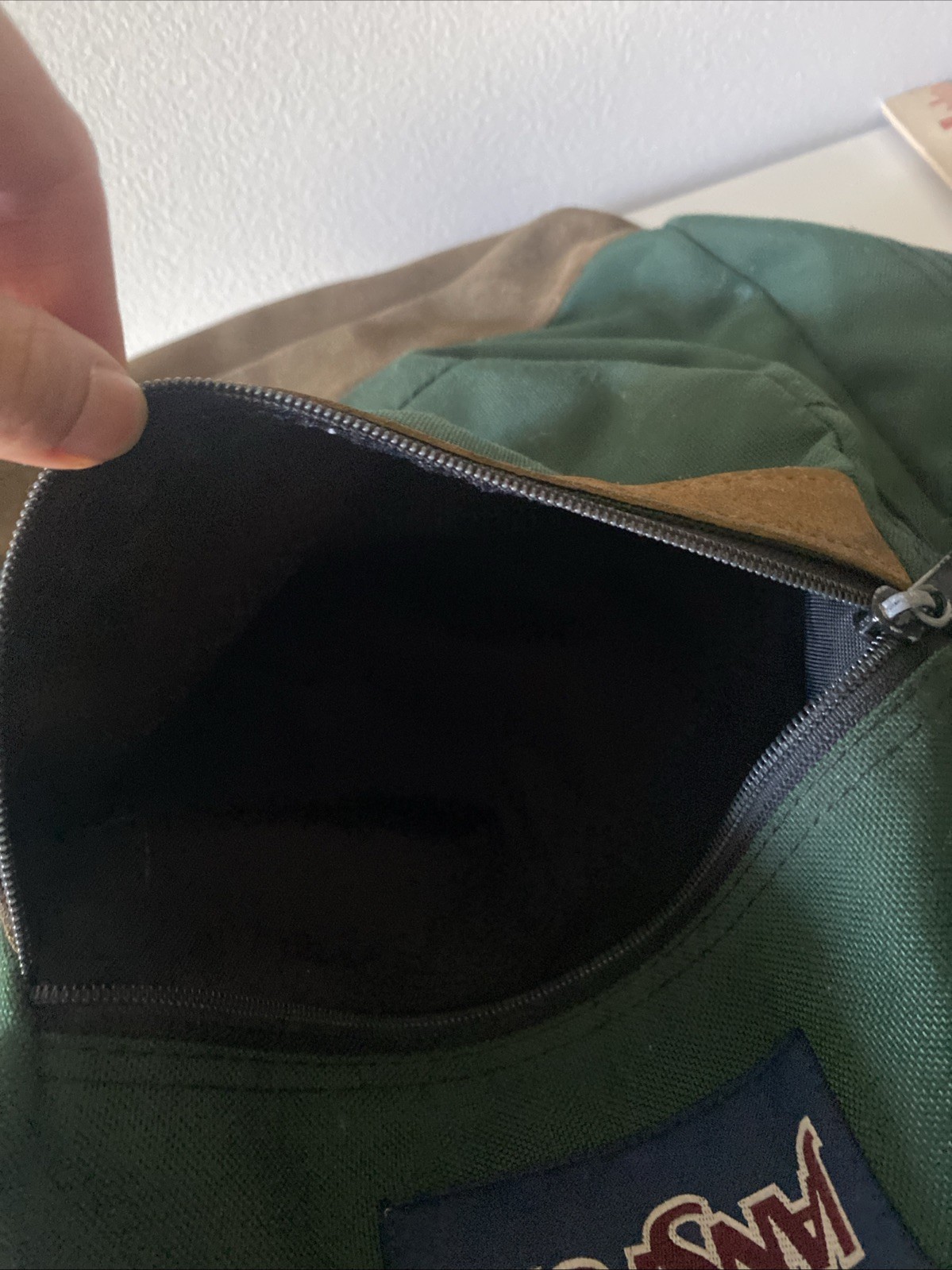 Vintage Jansport suede leather bottom backpack green classic school USA 90s