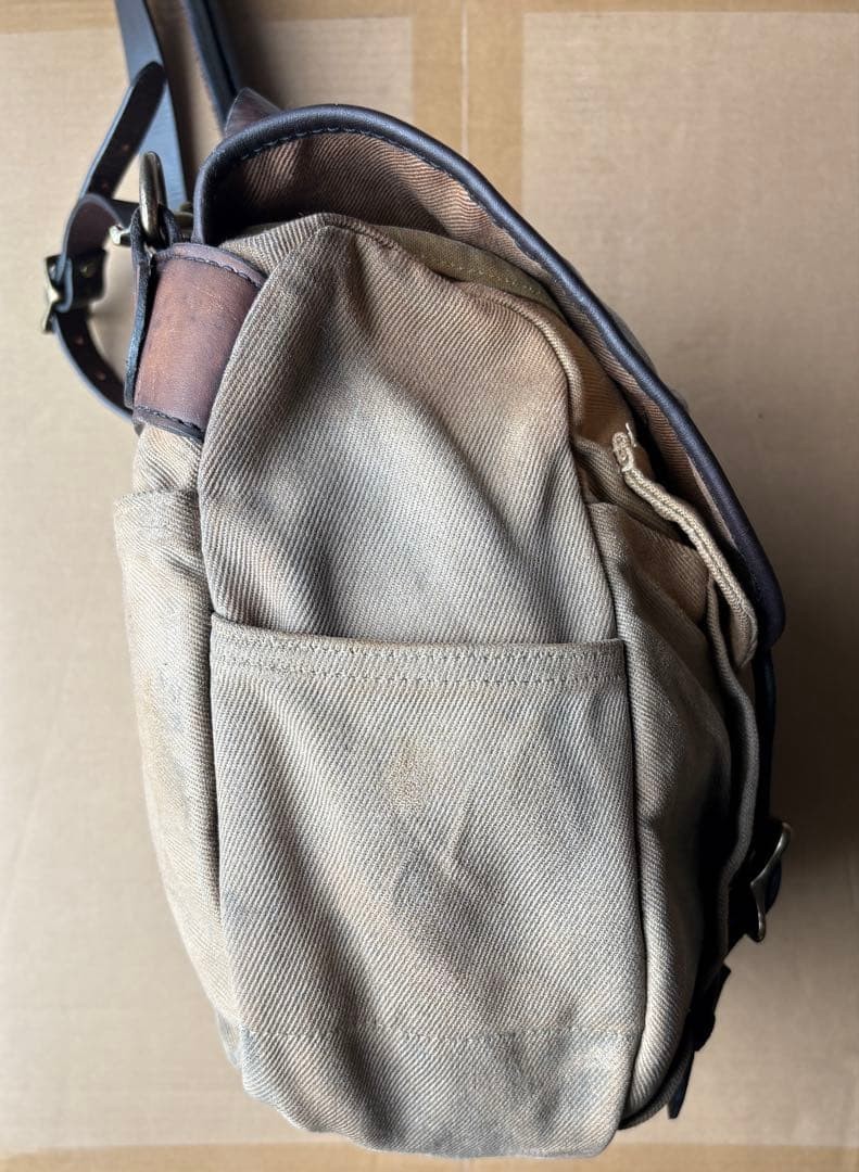 Filson Medium Field Bag Messenger Bag 2Way Rugged Twill Color Tan