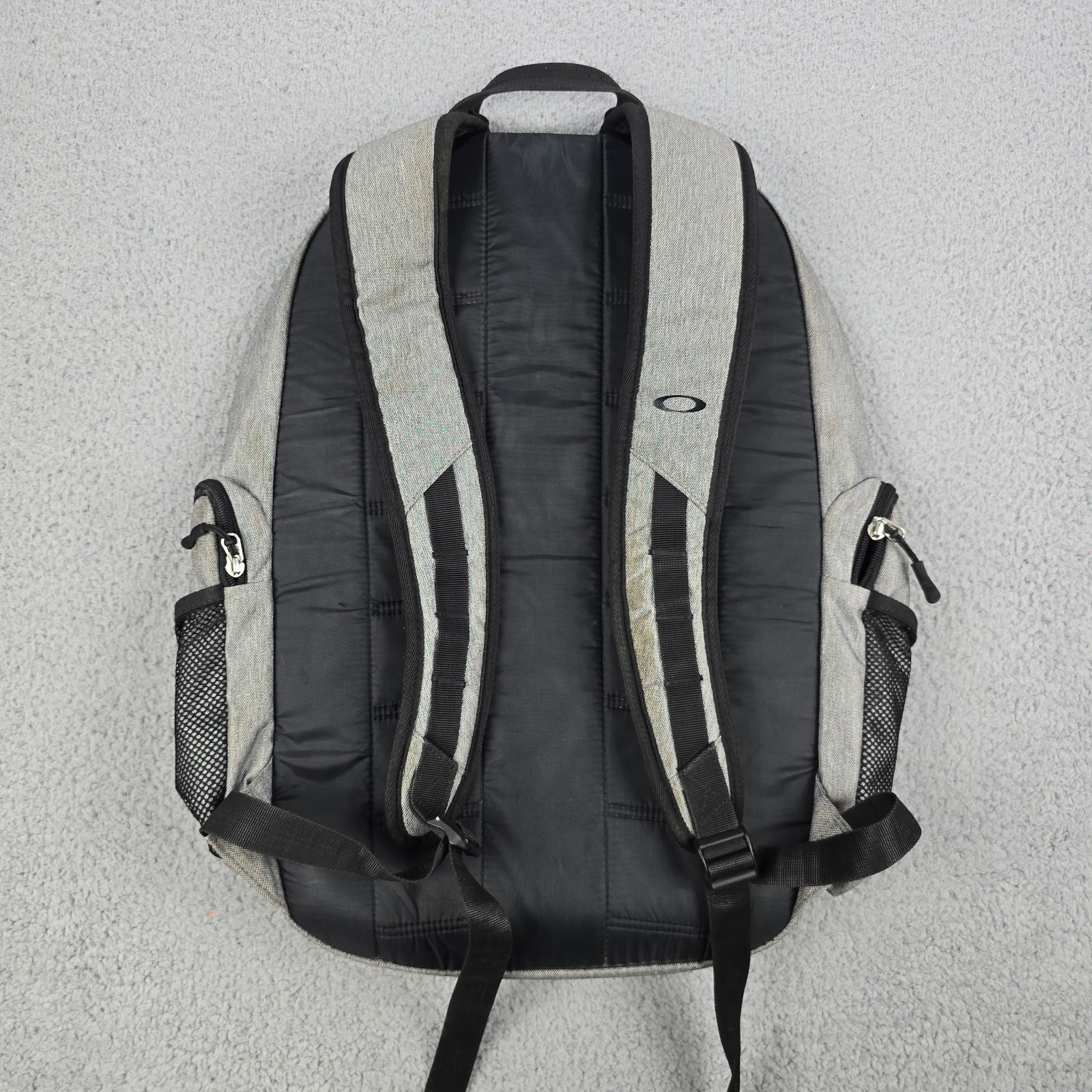 Oakley 30L Blade Backpack Gray Sunglasses Book Bag Damaged