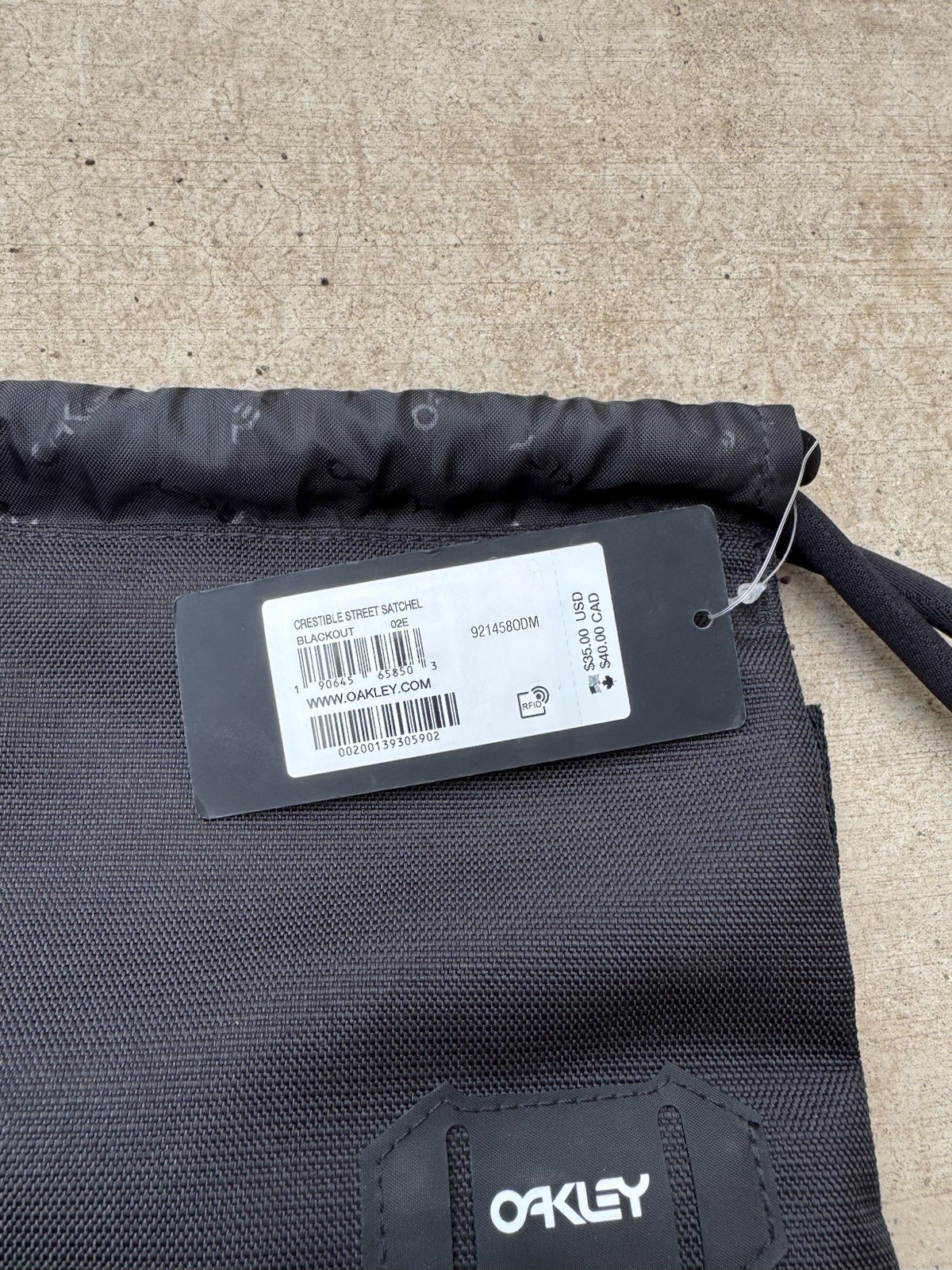 OAKLEY Crestible Street Satchel Drawstring Bag Brand New with Tags