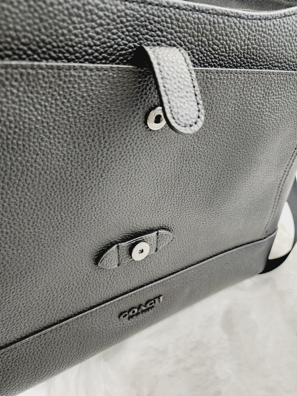 Coach Hudson Messenger Men’s Bag Pebble Leather Black 88892 Unisex Authentic