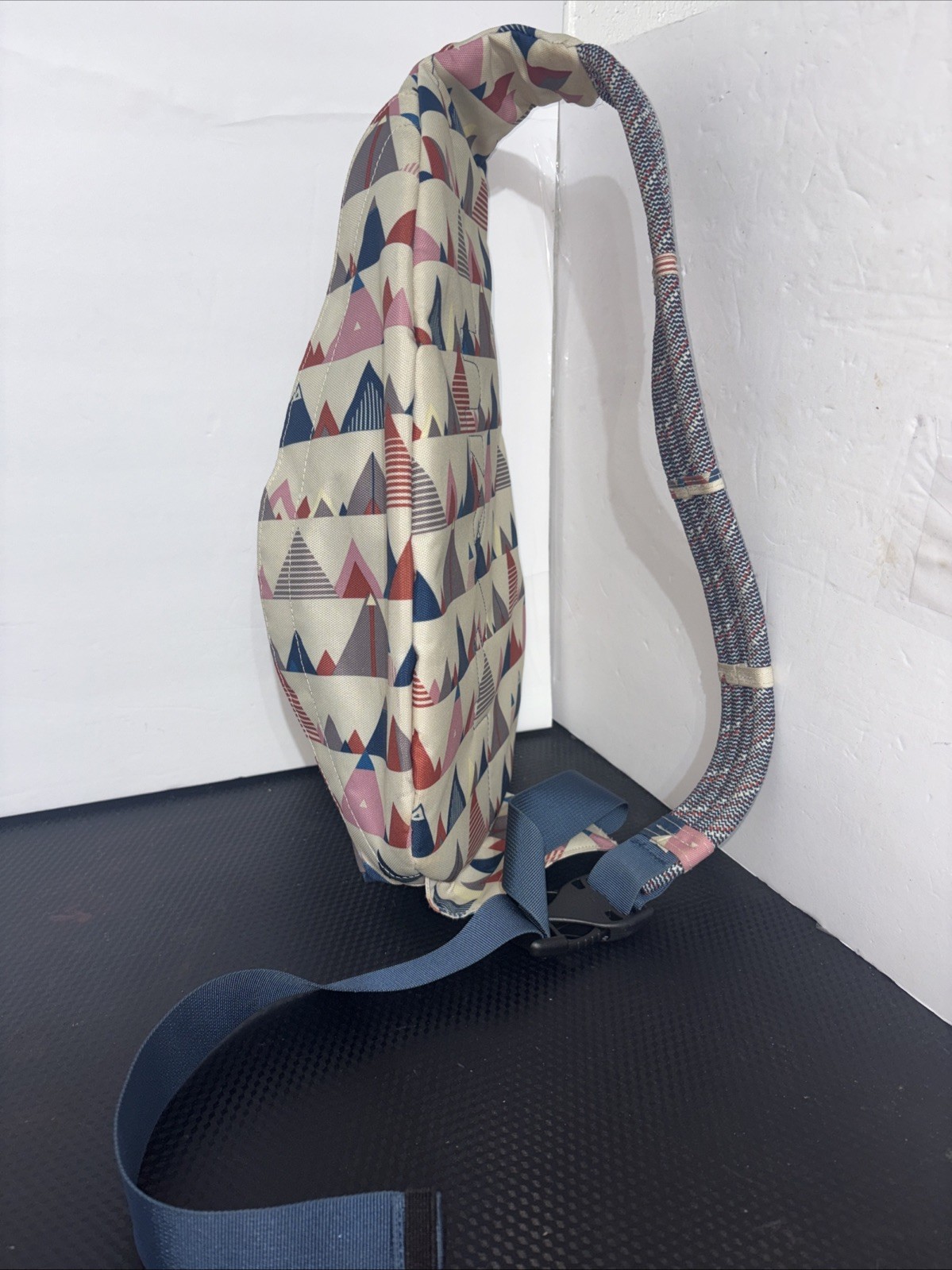 KAVU Sling Backpack Tribal Print Cotton Rope Strap Blue Red White