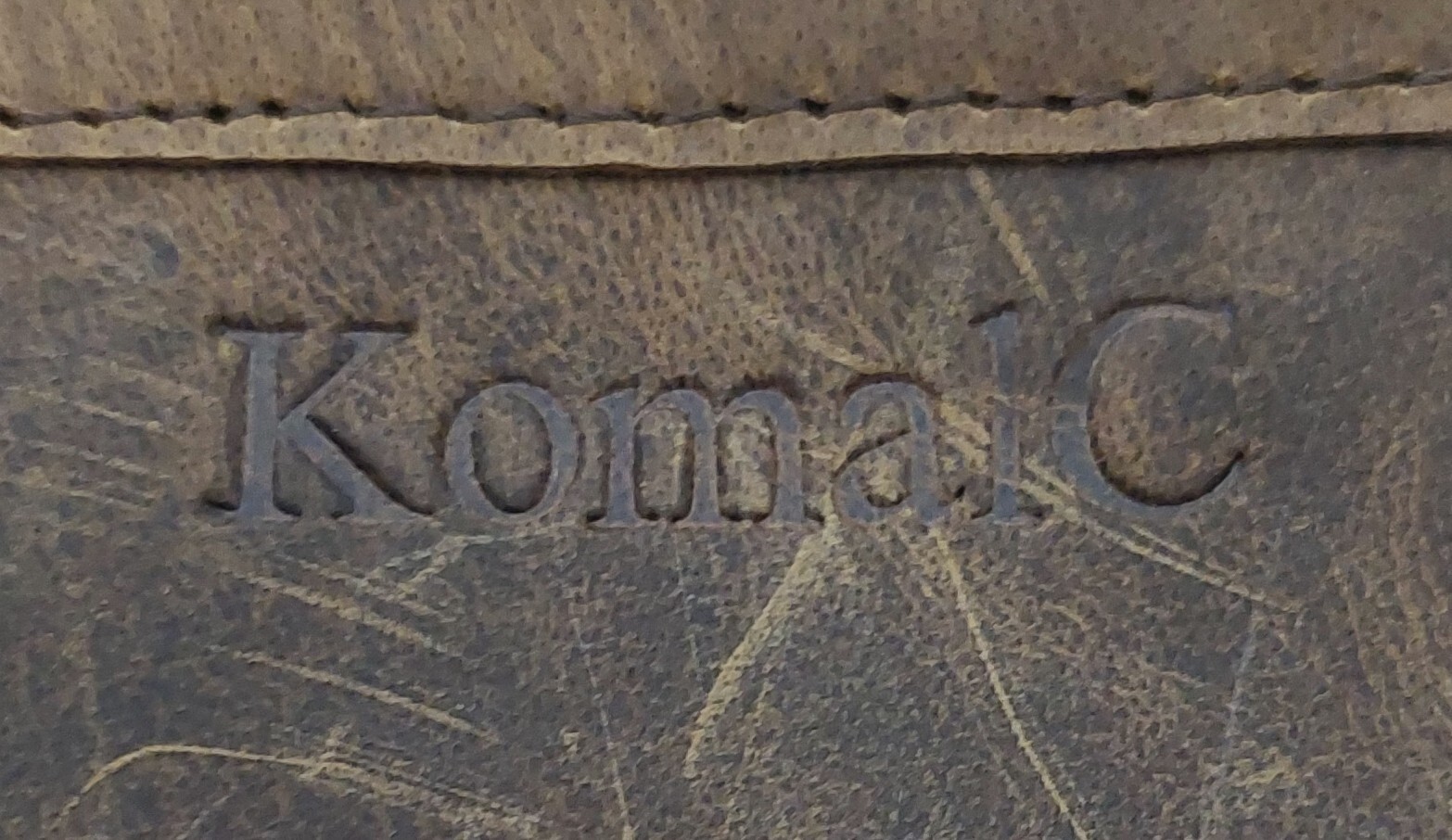 KomalC Genuine Buffalo Leather Hanging Toiletry Bag