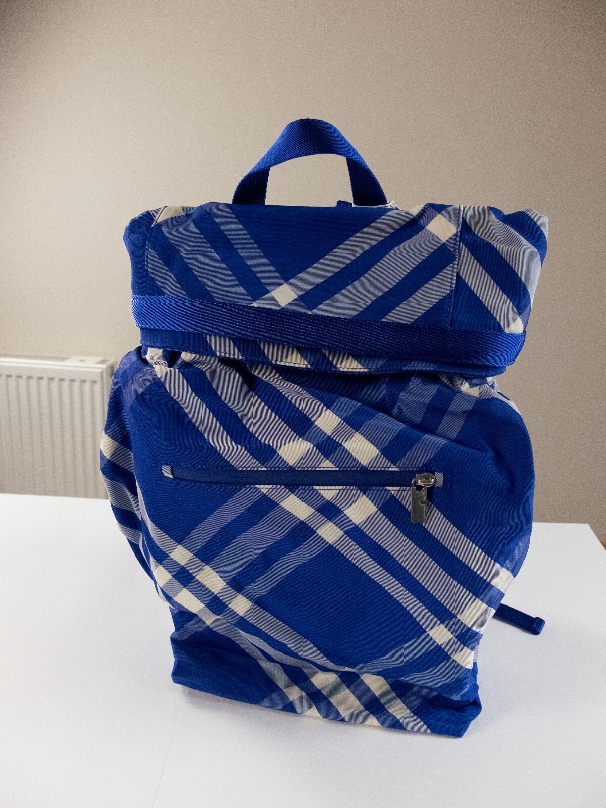 (NO CUSTOMS TAX) BURBERRY blue & white check roll-top nylon backpack authentic