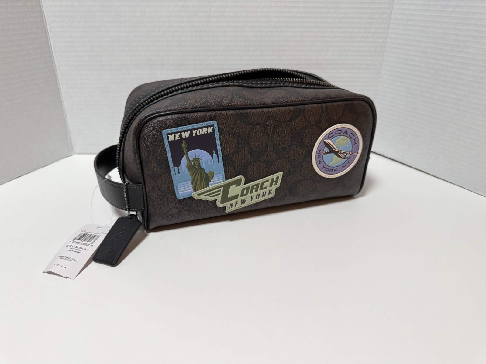 Coach Large Travel Kit (1276) / Signature Canvas With NYC Patches /New With Tags