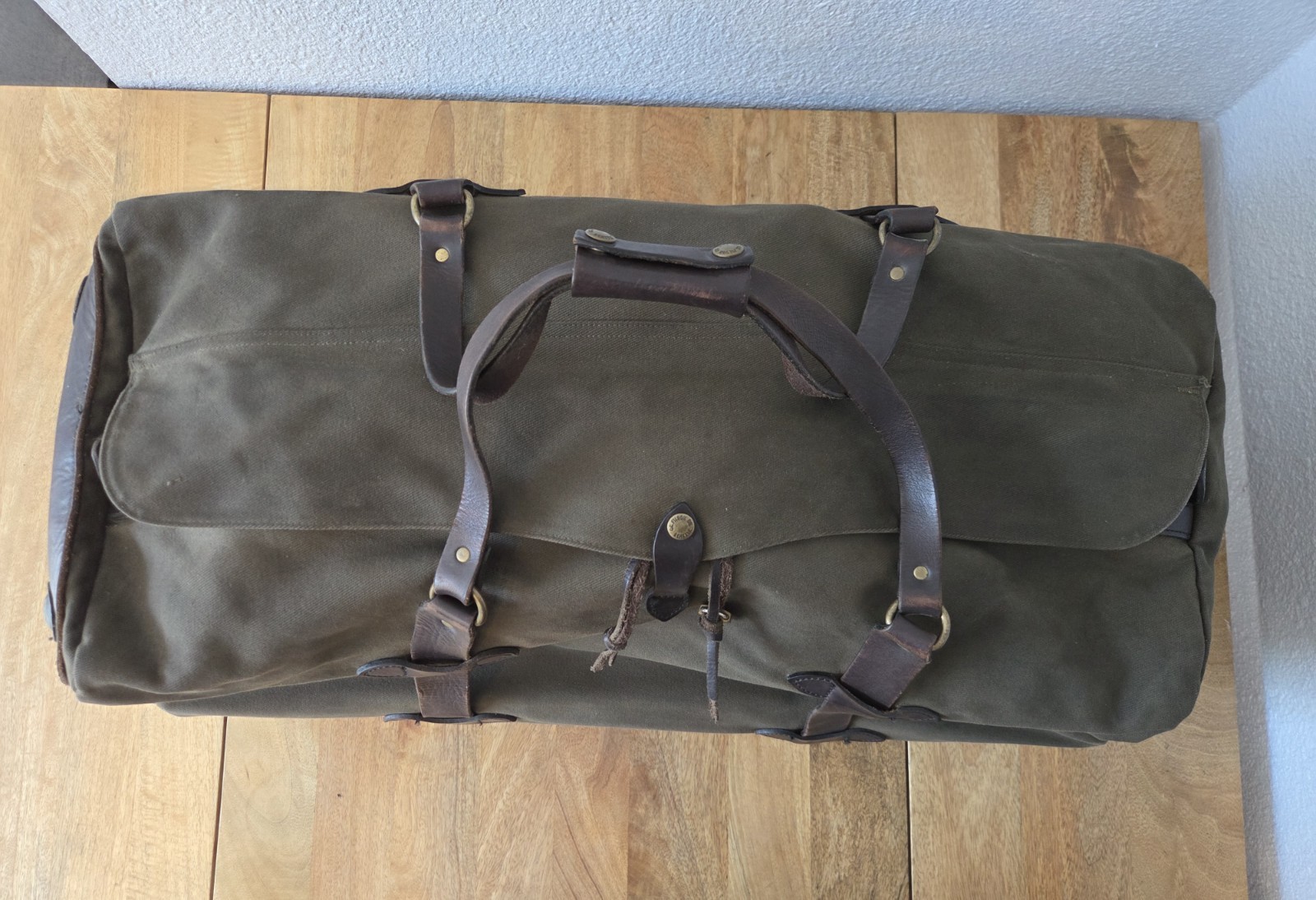 Filson Large Rugged Twill Rolling Duffle Bag | YKK Era | Otter Green | USA Made