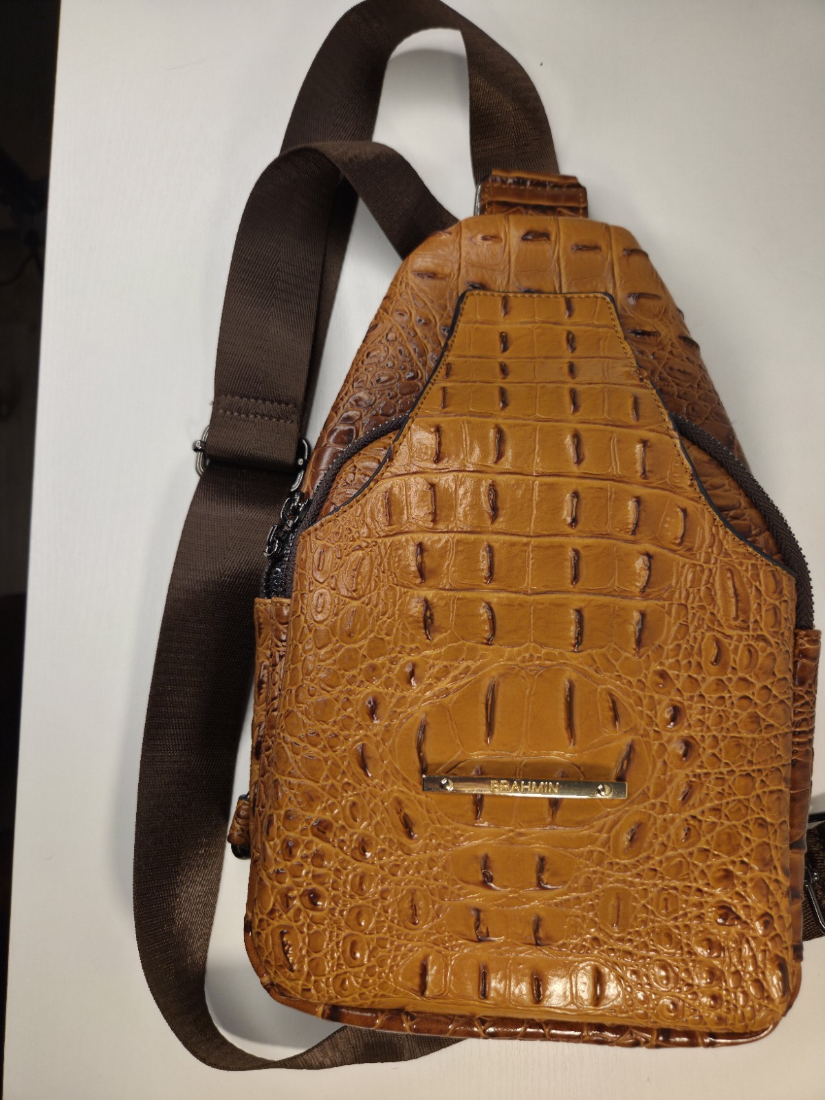 Brahmin Brown Croc Pattern Sling Bag Zip Closure Adjustable Shoulder Strap