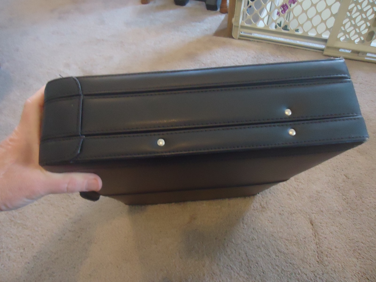 Alpine Swiss Briefcase Vintage 90″s Black 19″ x 14″ x 5″ Expandable Pockets