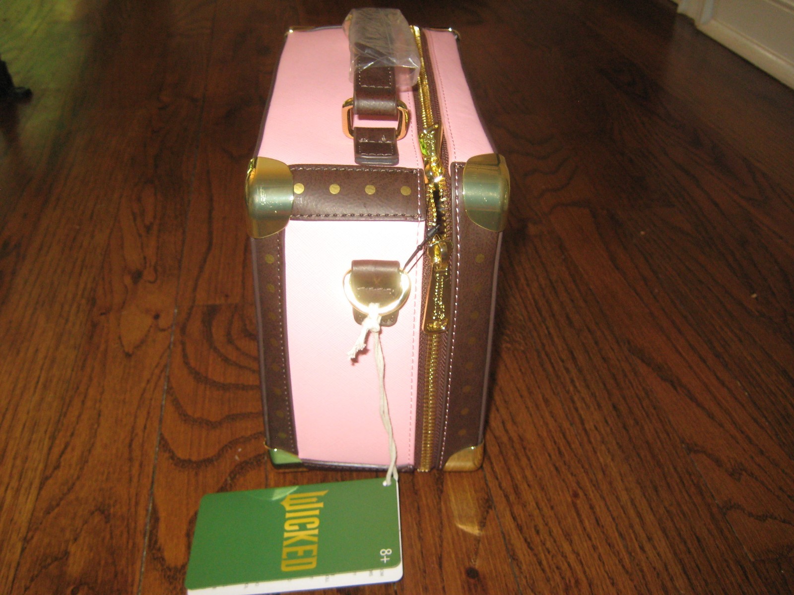 Loungefly Wicked Glinda’s Luggage Trunk Crossbody Bag New With Tags!