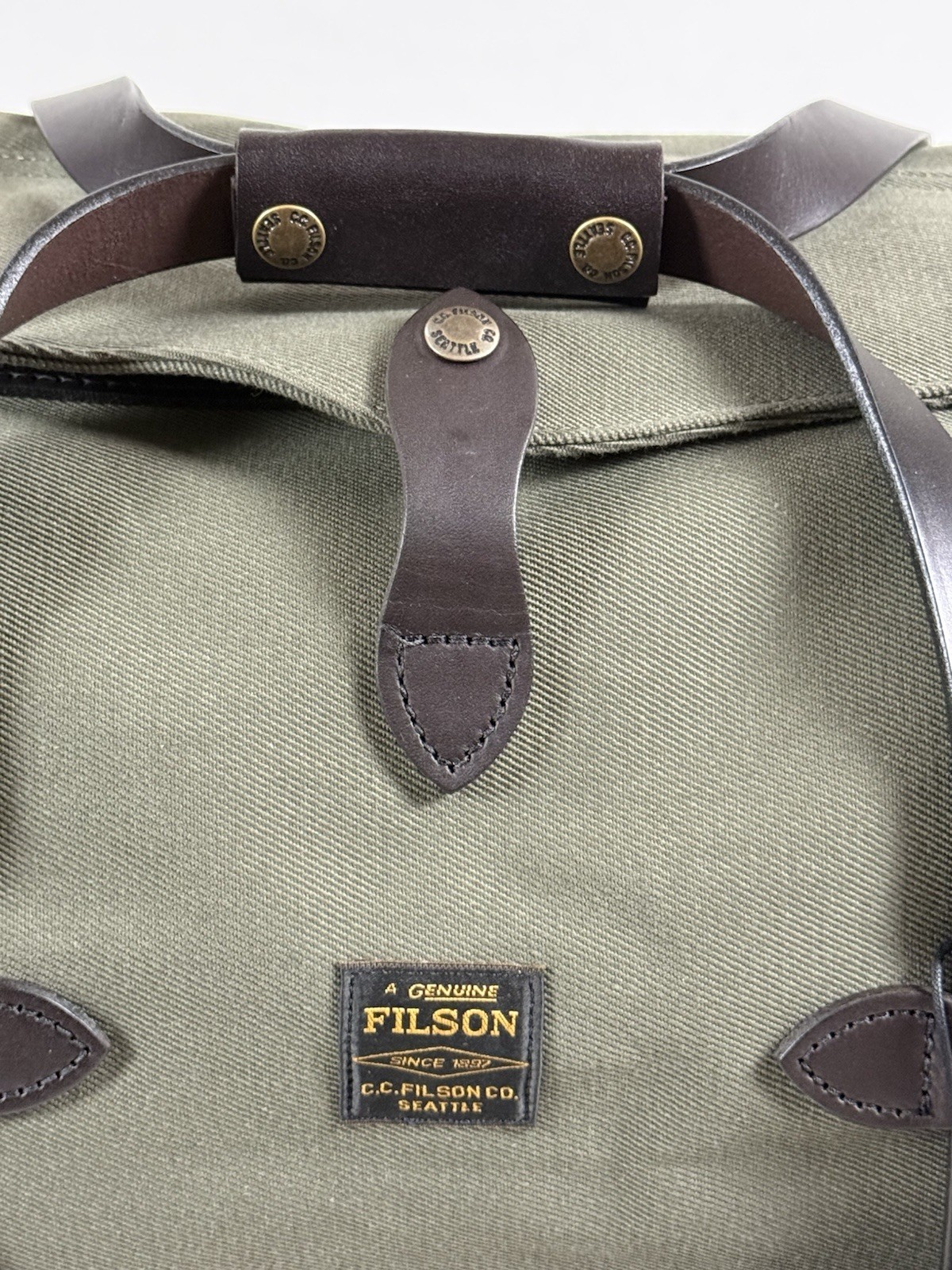 FILSON SMALL RUGGED TWILL DUFFLE BAG OTTER GEEEN NWT SOLD OUT