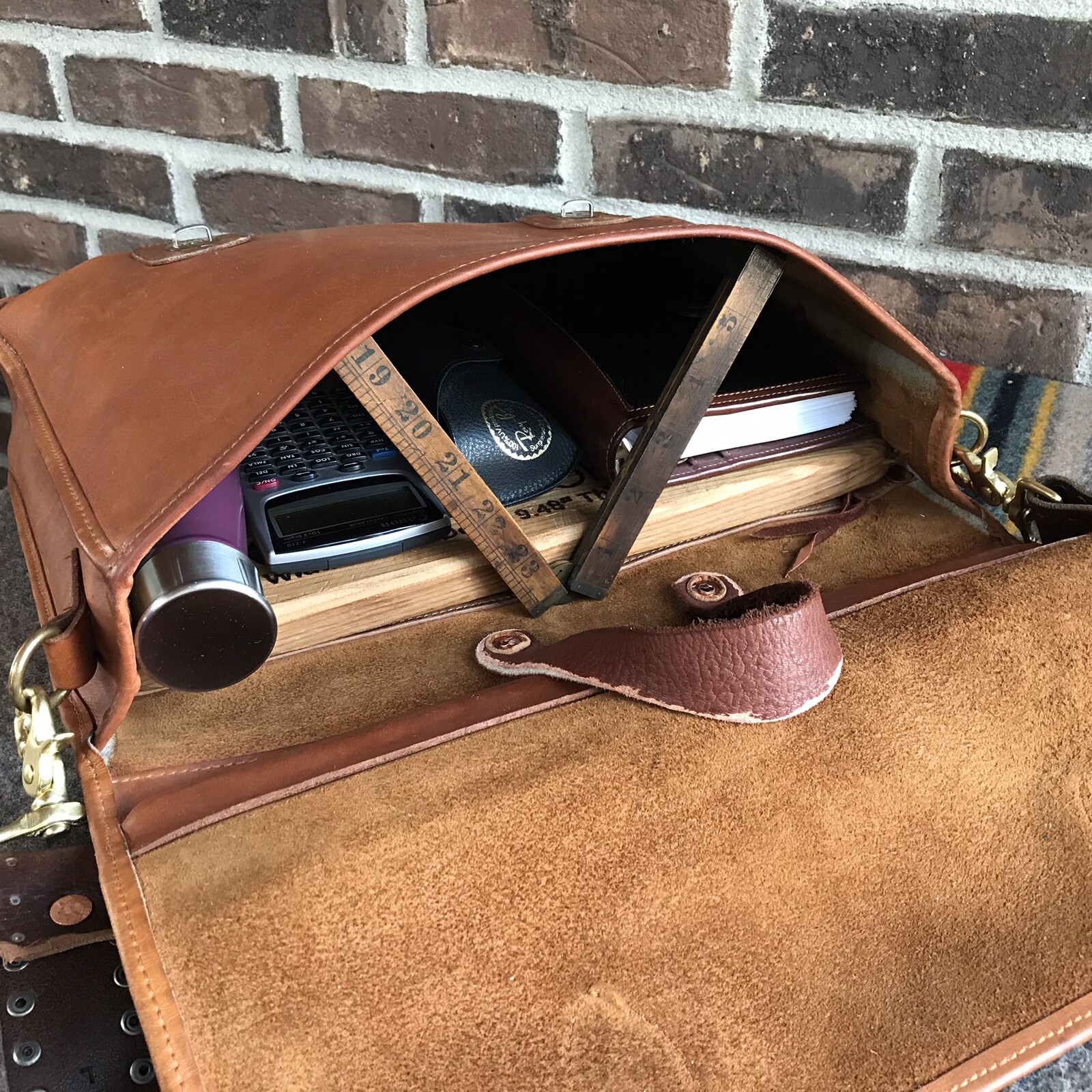 UNIQUE VINTAGE 1980s COGNAC THICK GLOVE LEATHER MACBOOK PRO BRIEFCASE BAG R$1198