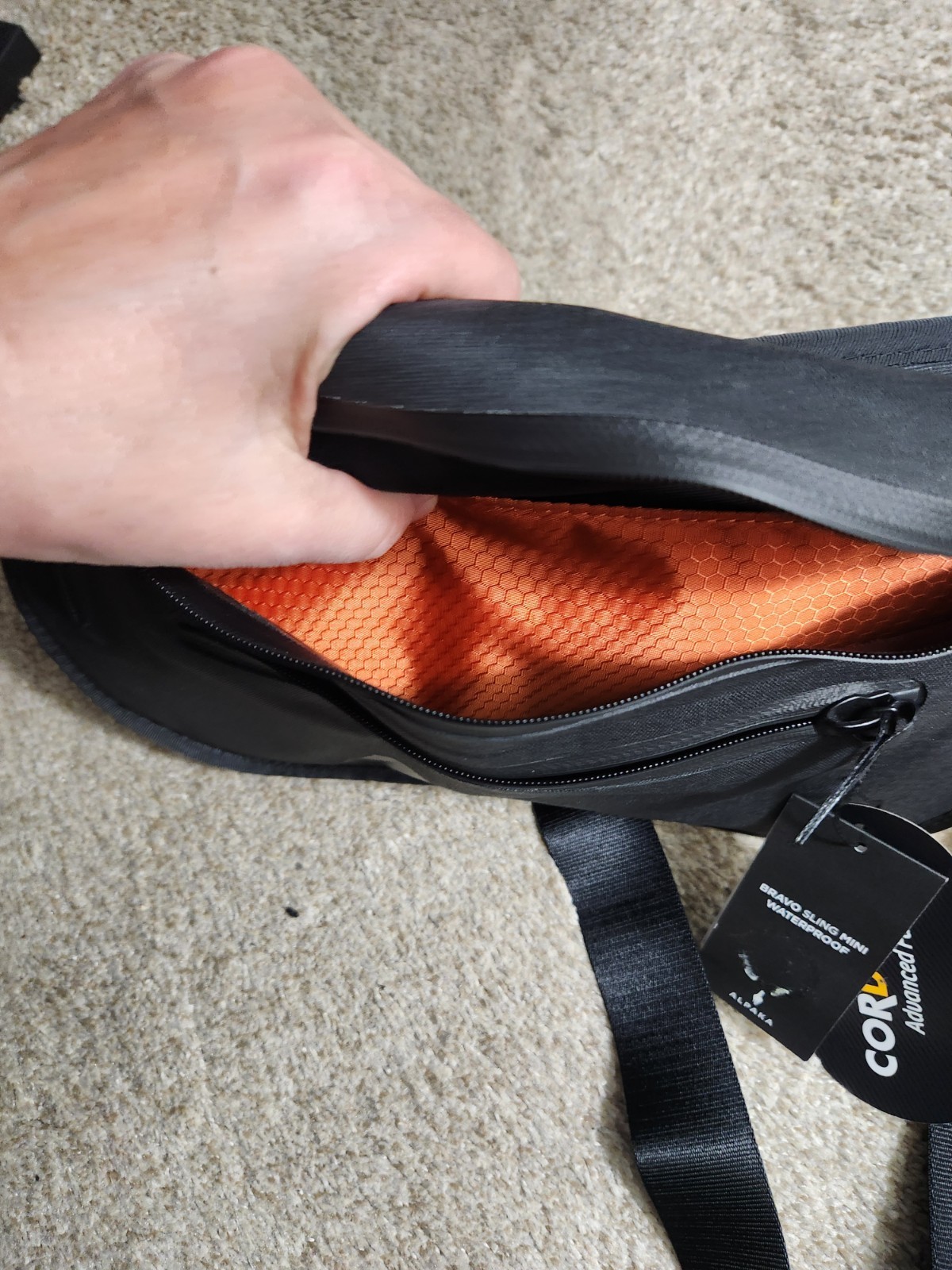 NWT Alpaka Bravo Sling Mini Waterproof