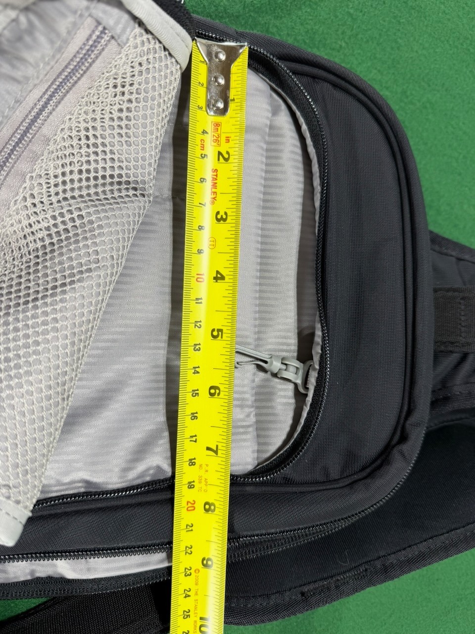 Pacsafe Metrosafe LS150 Anti-Theft Sling Bag RFID Travel Crossbody Backpack Blac