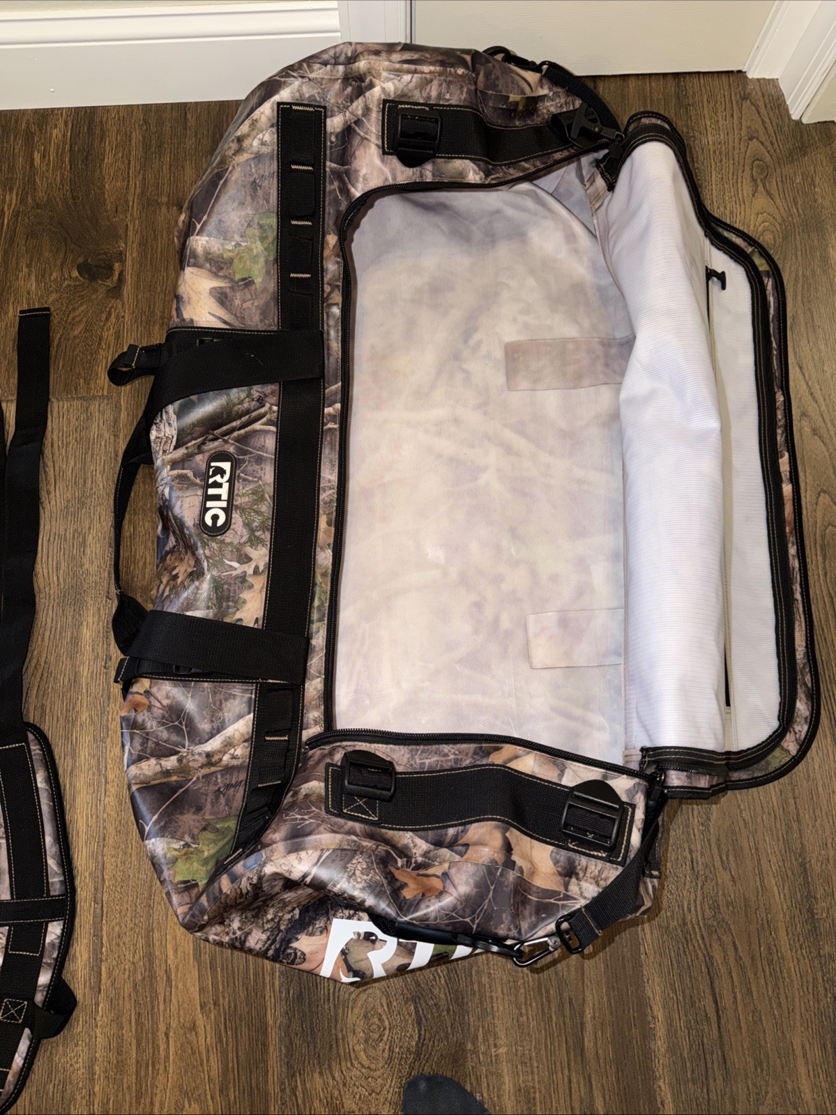 Retired RTIC Waterproof Duffle Bag 140L Kanati Camo Backpack Straps Heavy Duty