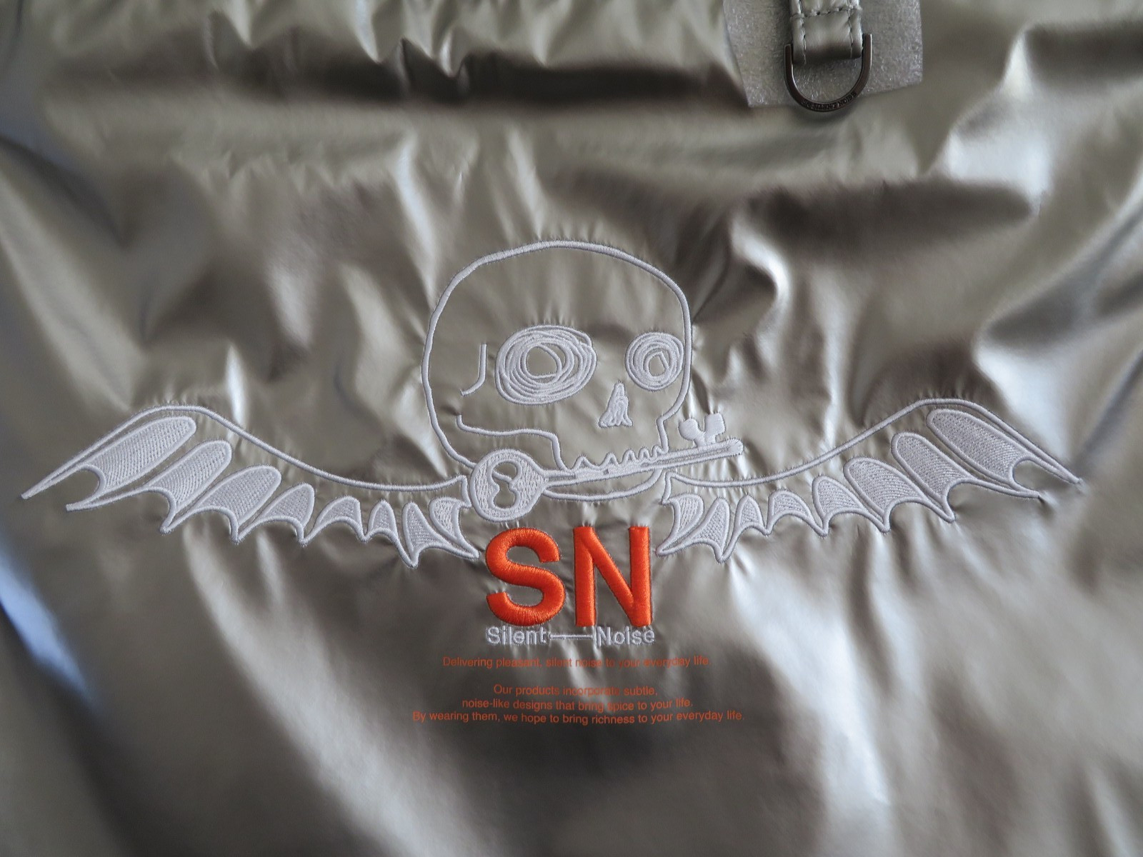 Undercover Jun Takahashi GU Silent Noise Silver Tote Bag NWT