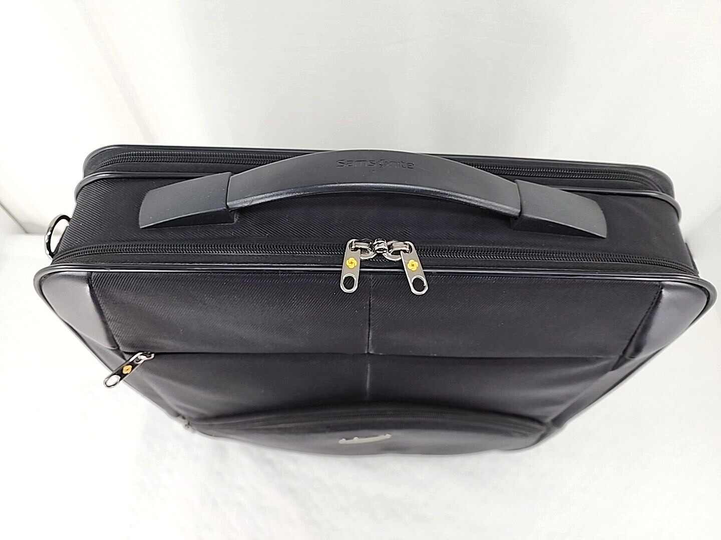 Samsonite Proteo Formal Briefcase 14”x17.5″x4″ Black Business Luggage