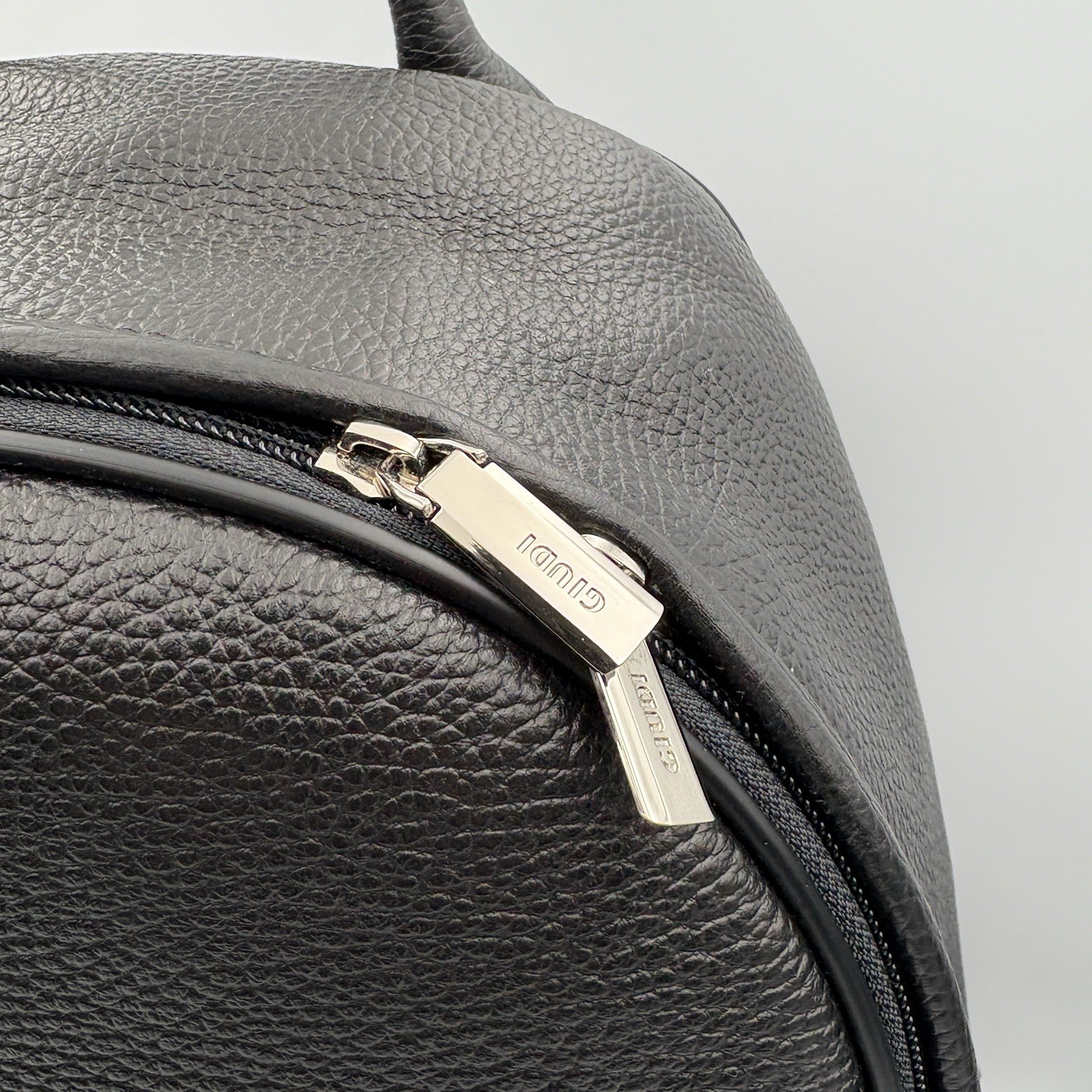 Giudi Hammered Calf Genuine Leather Black Backpack – Made In Italy