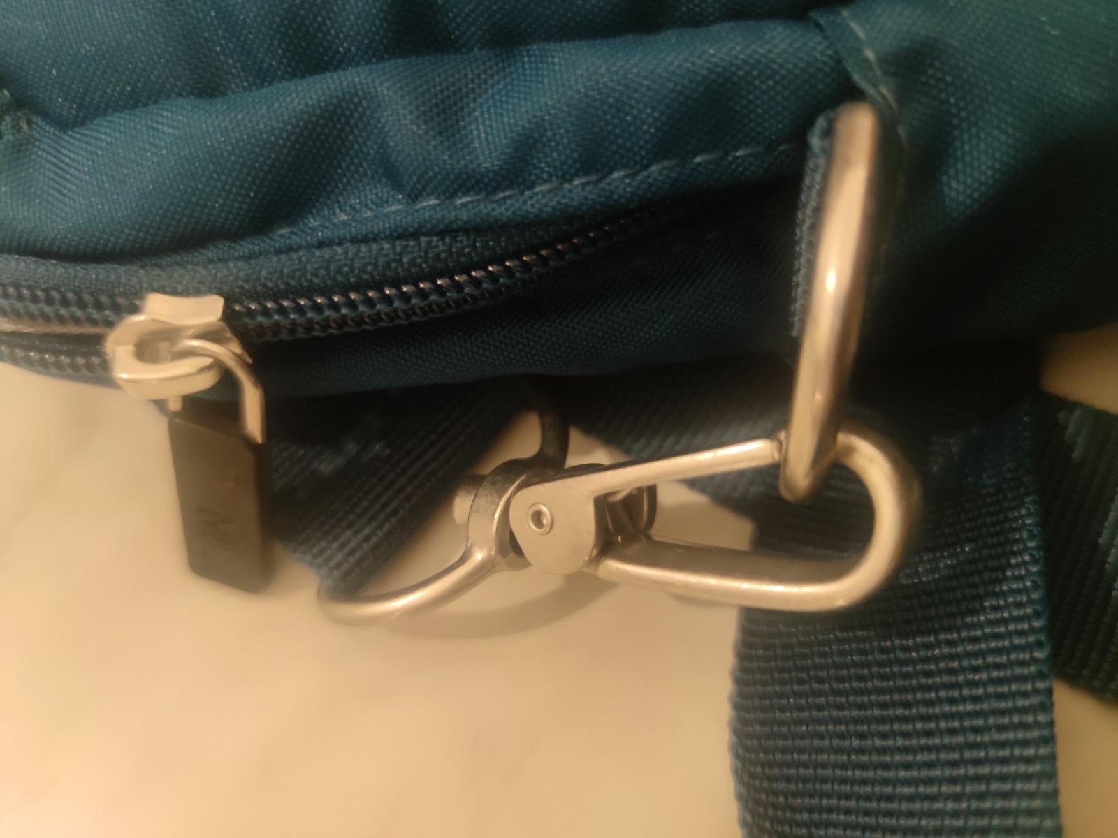 moleskine messenger bag