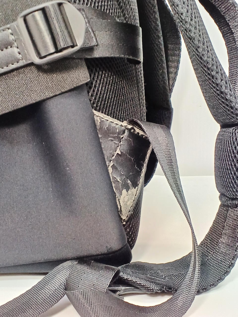 QASA OVAL BACKPACK Model BP5958 Y 3