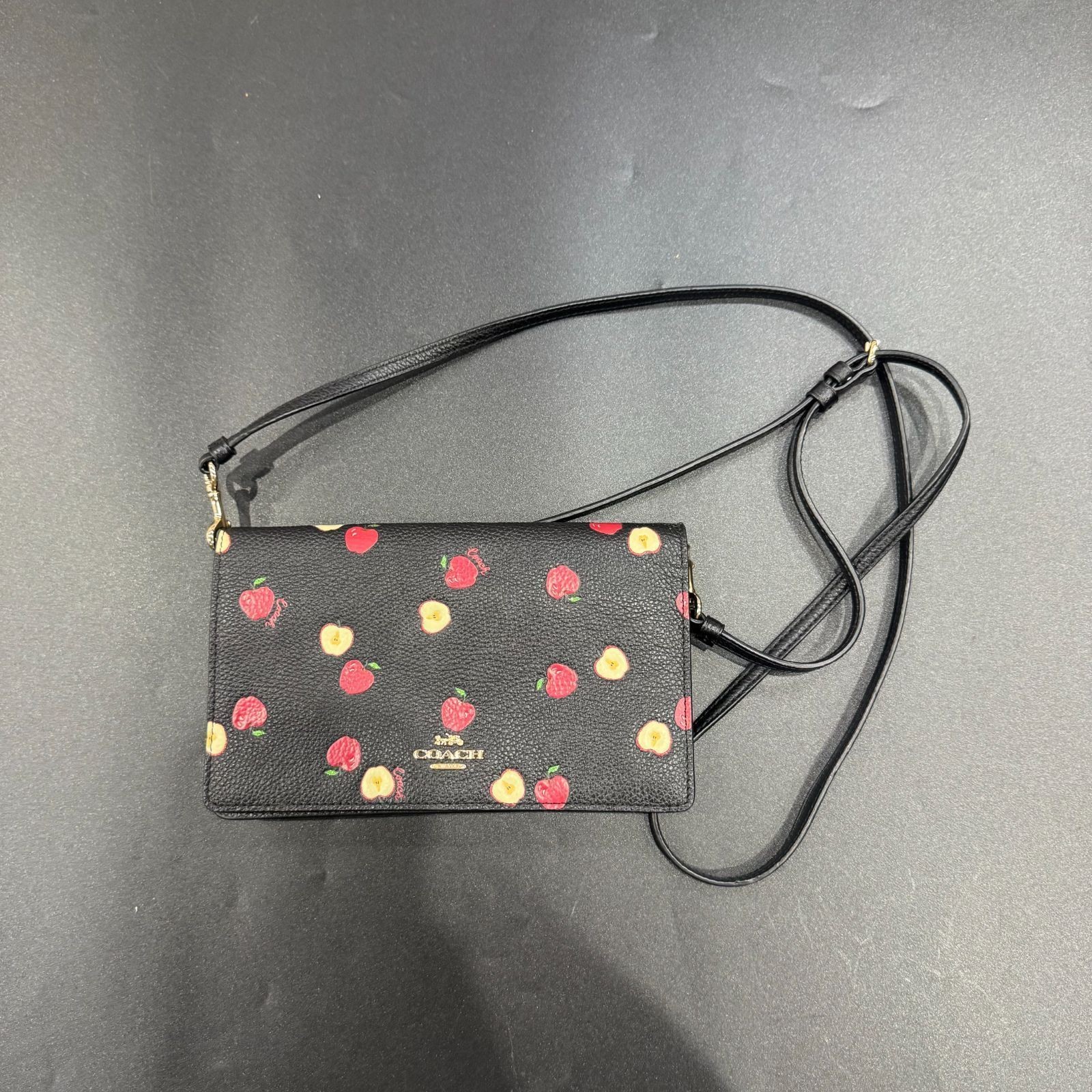 Coach Black Shoulder Bag AB Condition Leather Crossbody 20x12cm