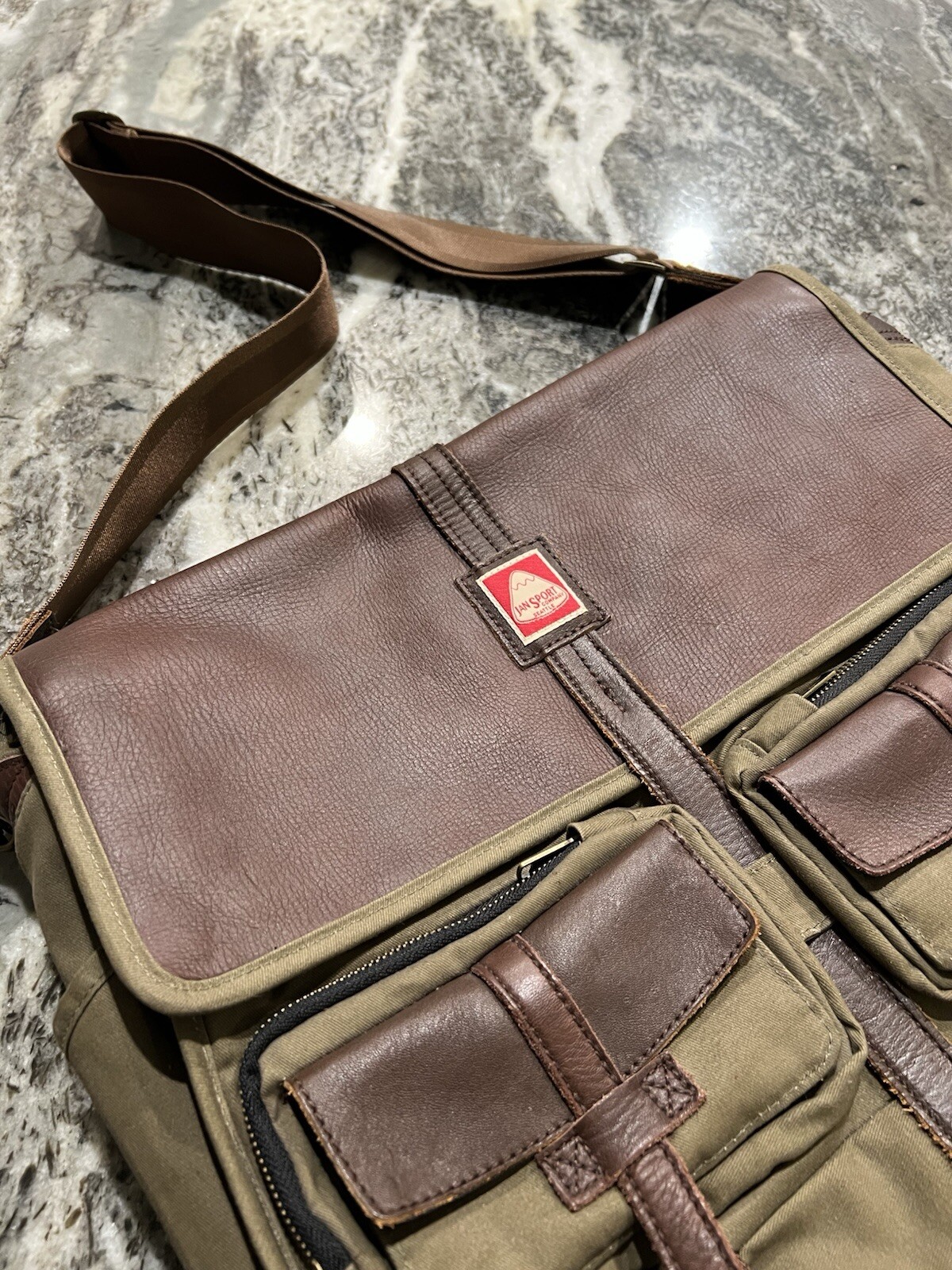 Jansport Skip Yowell Pleasanton Messenger Bag – Leather/Canvas – RARE