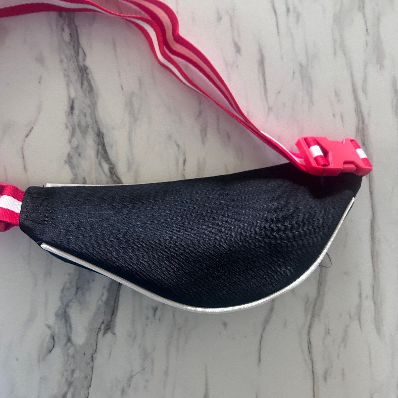 Nike Heritage Waistpack Black Red White Striped Belt Bag Fanny Pack DR6266-015