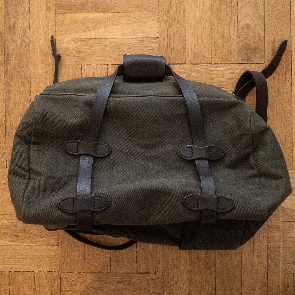 Filson Small Rugged Twill Duffle Bag Otter Green Brown Bridle Leather Straps