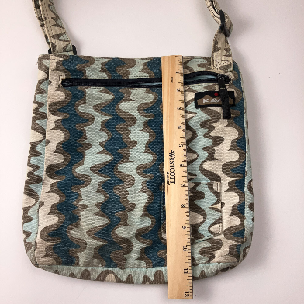 Kavu water pattern blue white bag with many zippered pockets