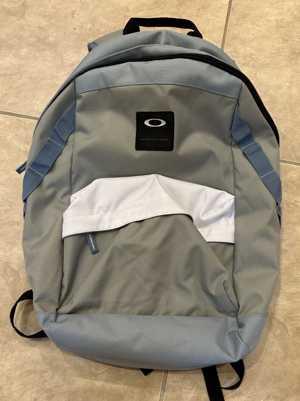Oakley Pack Backpack Teen Adult Unisex Black Gray Beige Ehite Looks NEW No Tag