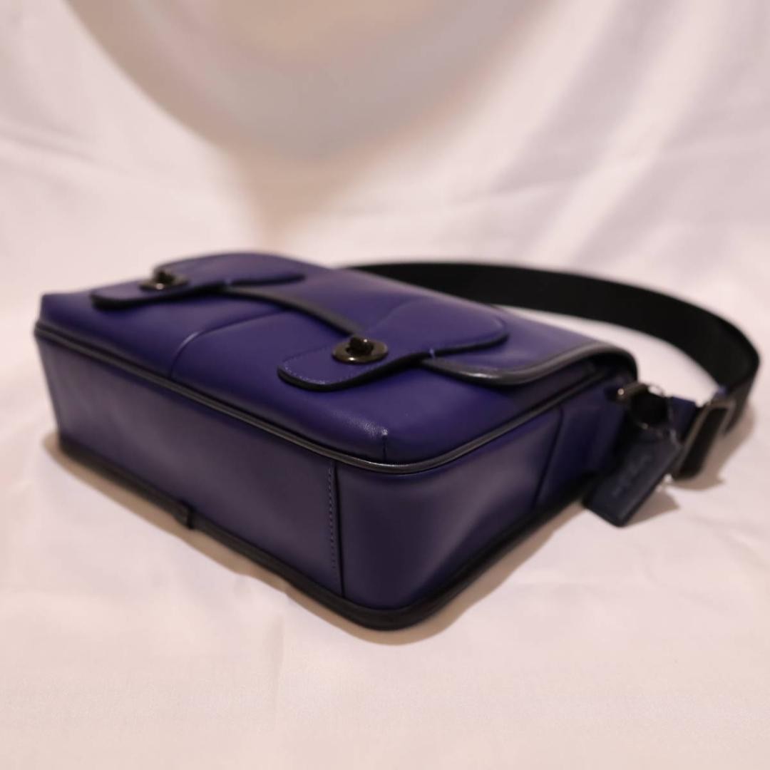 COACH Heritage Map Indigo Midnight Turn Lock 22.5×25.5x6cm Strap 70-128cm Used