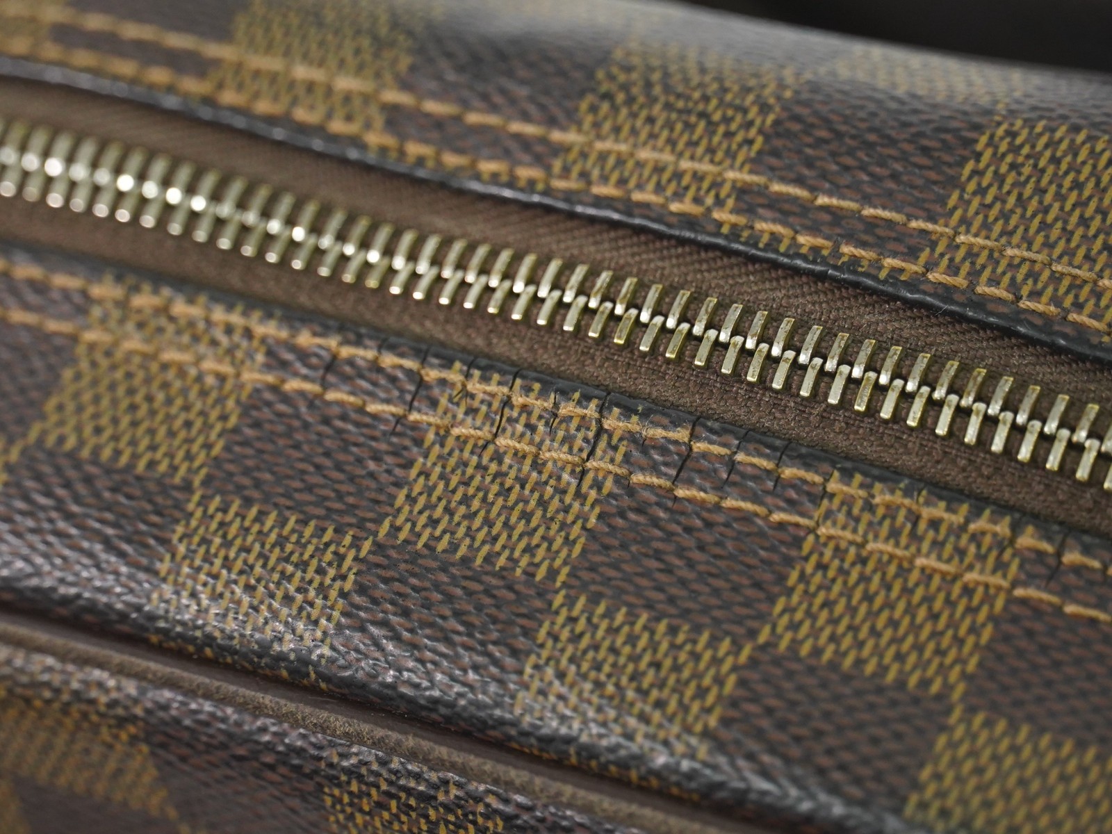 Louis Vuitton Olav PM N41442 Damier Ebene Canvas Crossbody Bag Brown
