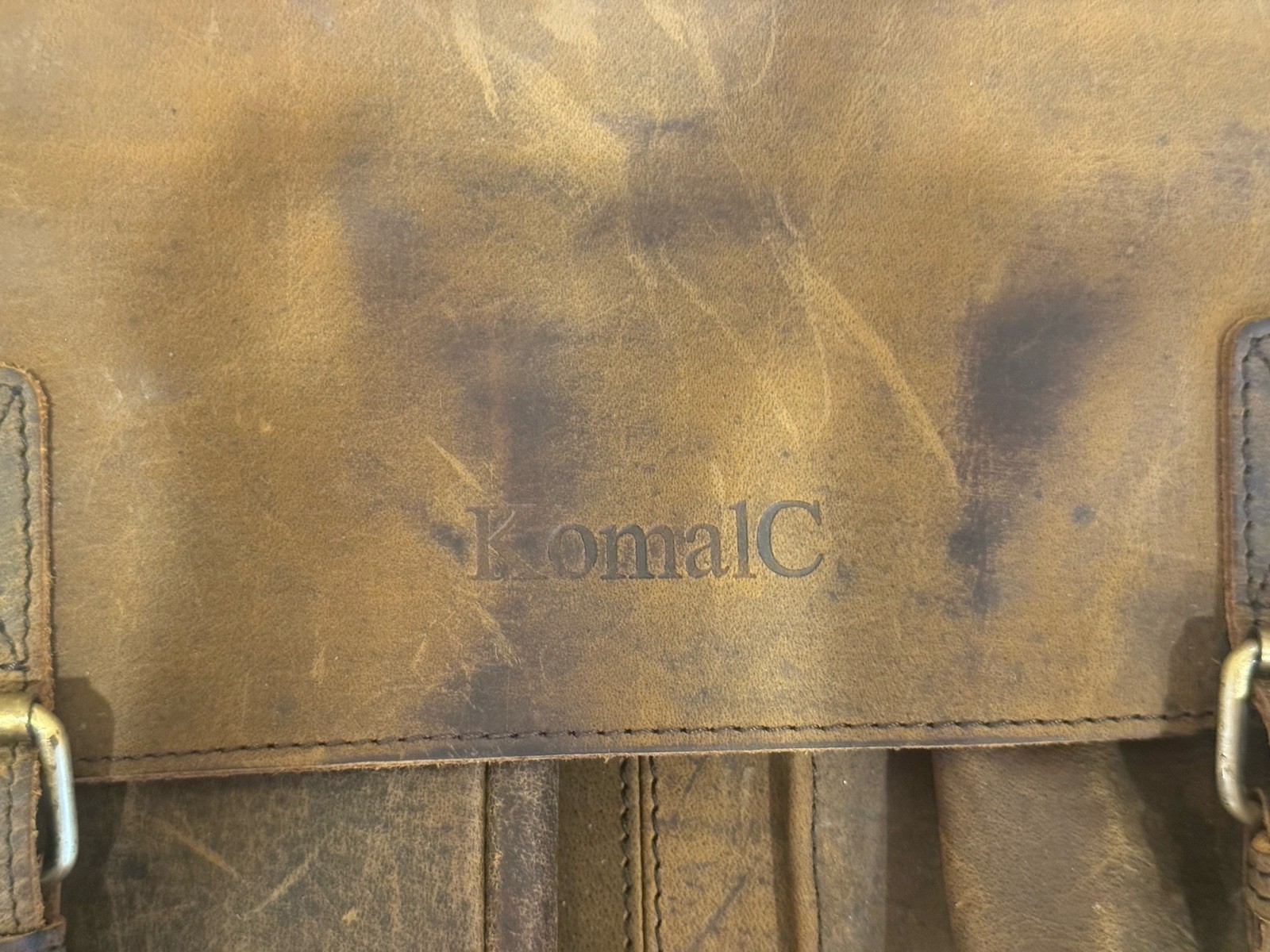 Komalc Passion Leather briefcase 16 X 12 Laptop Messenger Bags for Men and Women