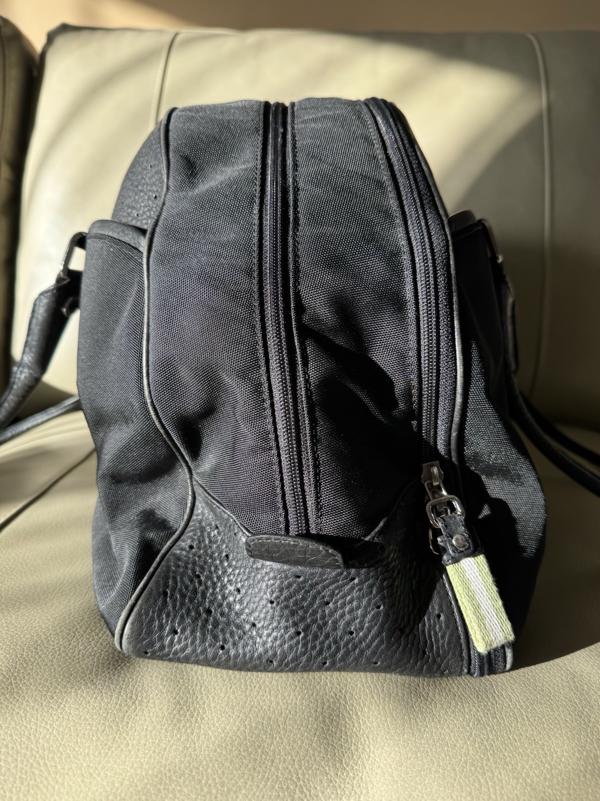 cole haan trinity Leather And Nylon Duffle Bag Vintage Dome Shaped : Clean