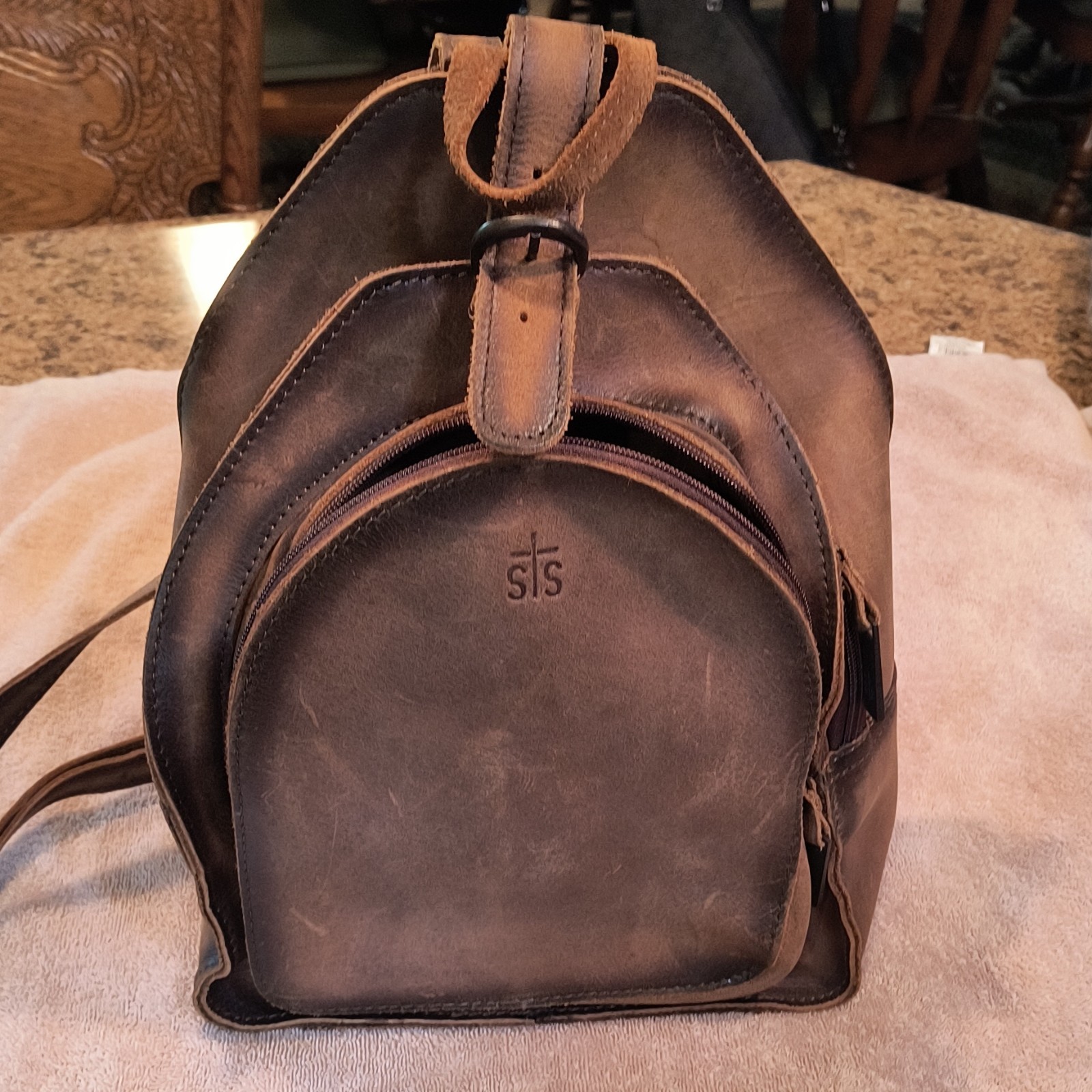 STS Brown Backpack Zip Closure with Outer & Inner Pockets Shoulder Strap
