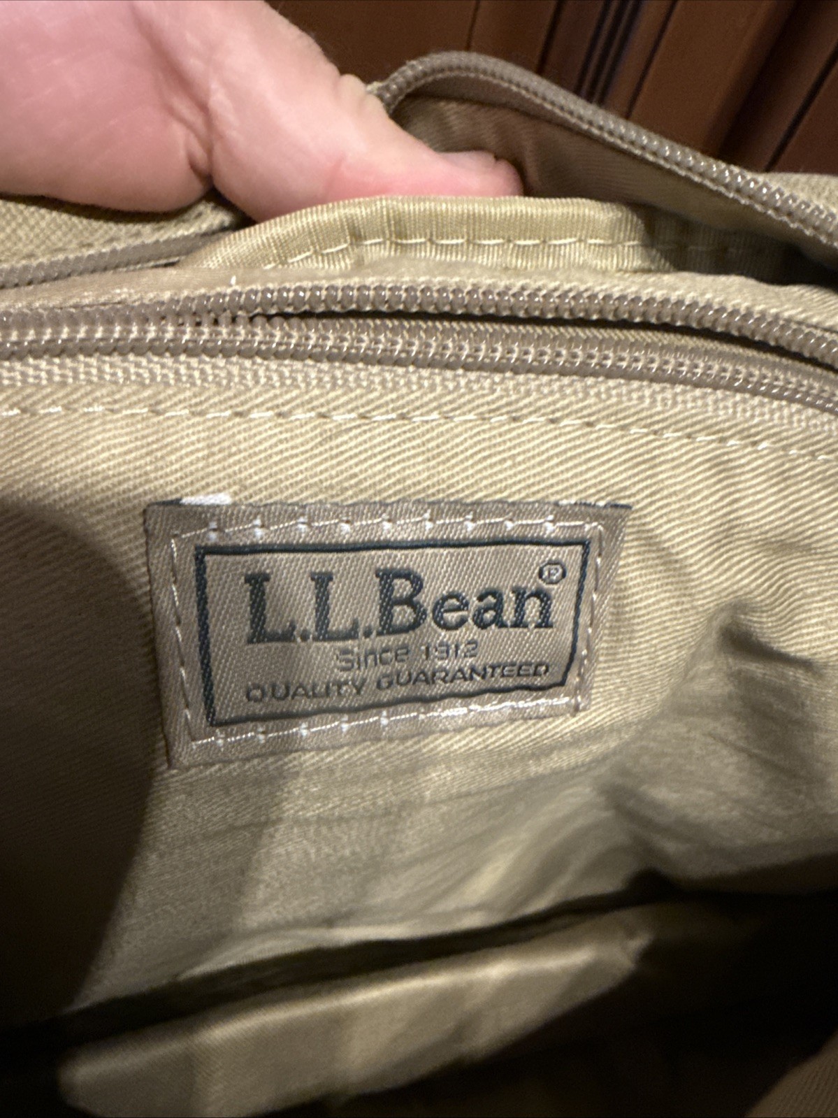 Vintage LL Bean Beige Canvas Leather Buckle Crossbody Shoulder Bag 13 x 3 x 9 in