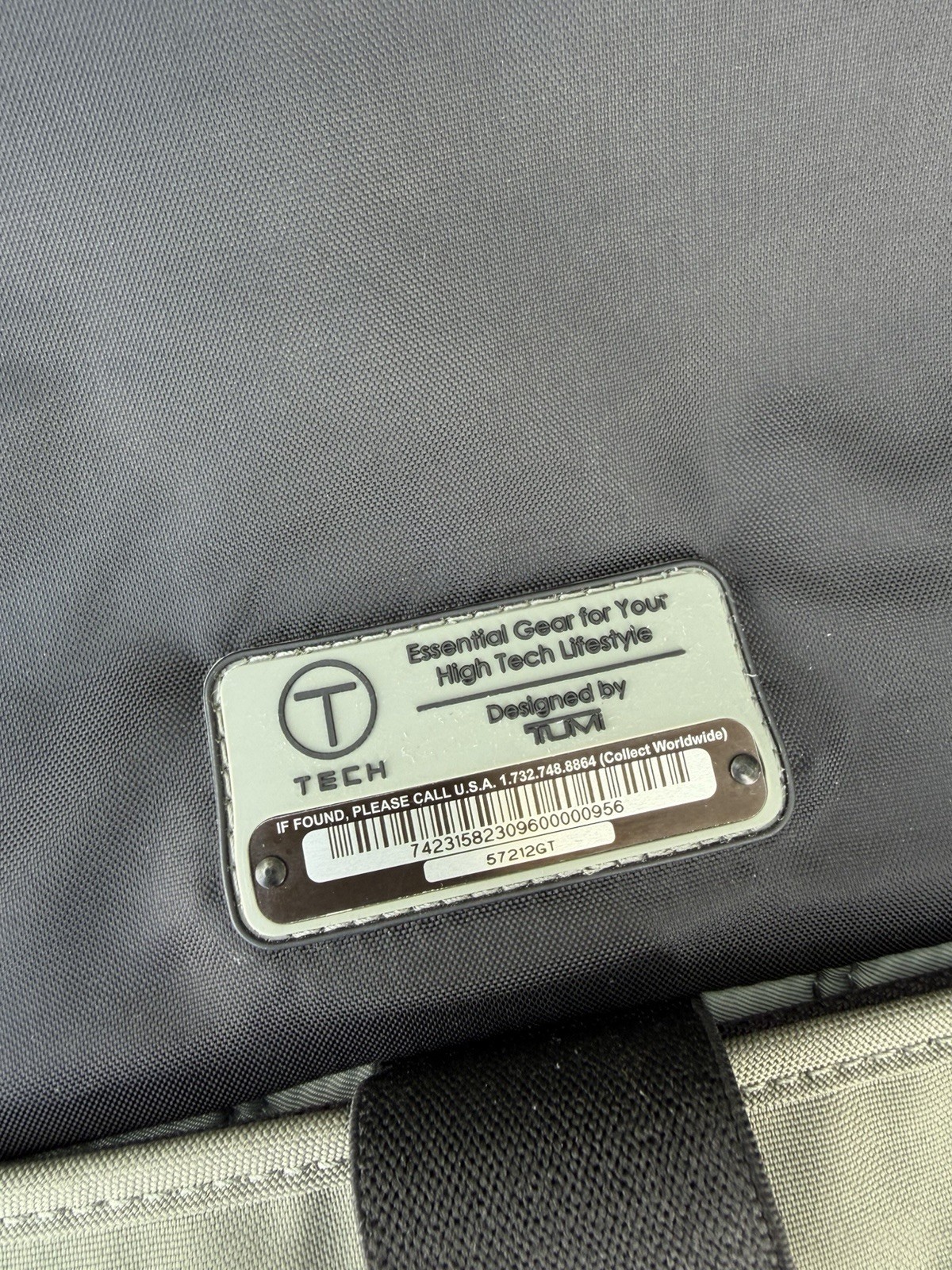Tumi T-Tech Olive Green Ballistic Nylon Messenger Crossbody Laptop Bag Briefcase