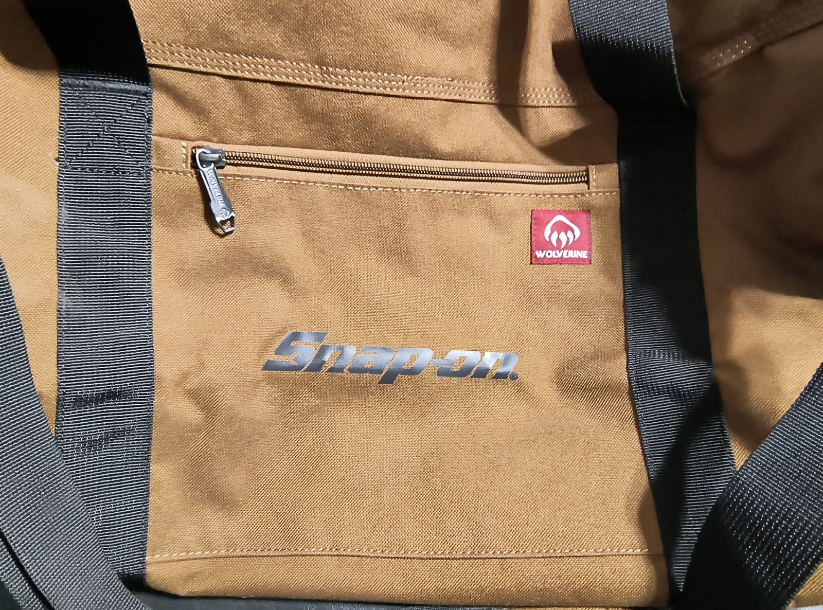 NEW WOLVERINE 22 Inch Center Zip Duffel Bag High-Density Canvas w/ Snap-on Logo