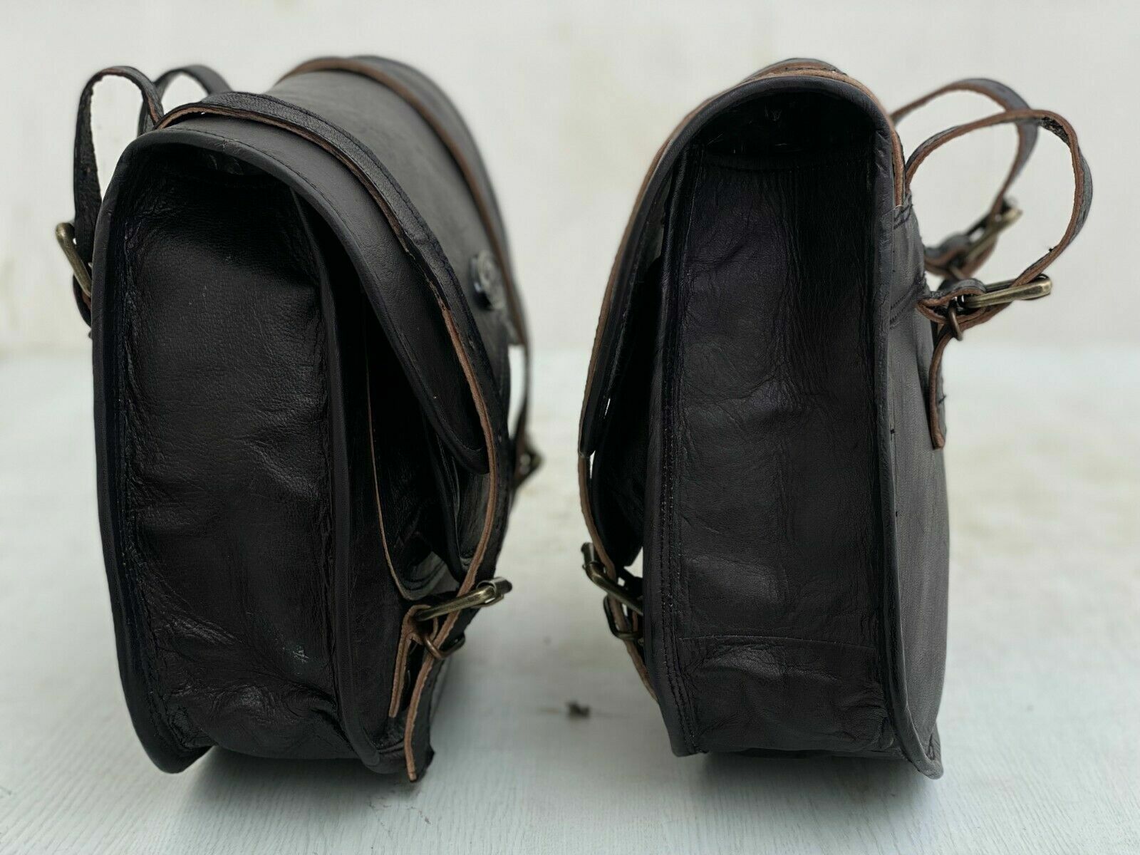 Bag Left Right Side leather Black Luggage Bag New (2 Pcs) Real Motorcycle Saddle